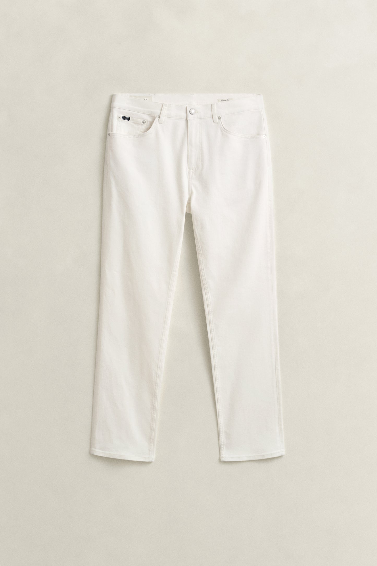 EGGSHELL, Regular White jeans, FLAT-LAY BY GANT AU.