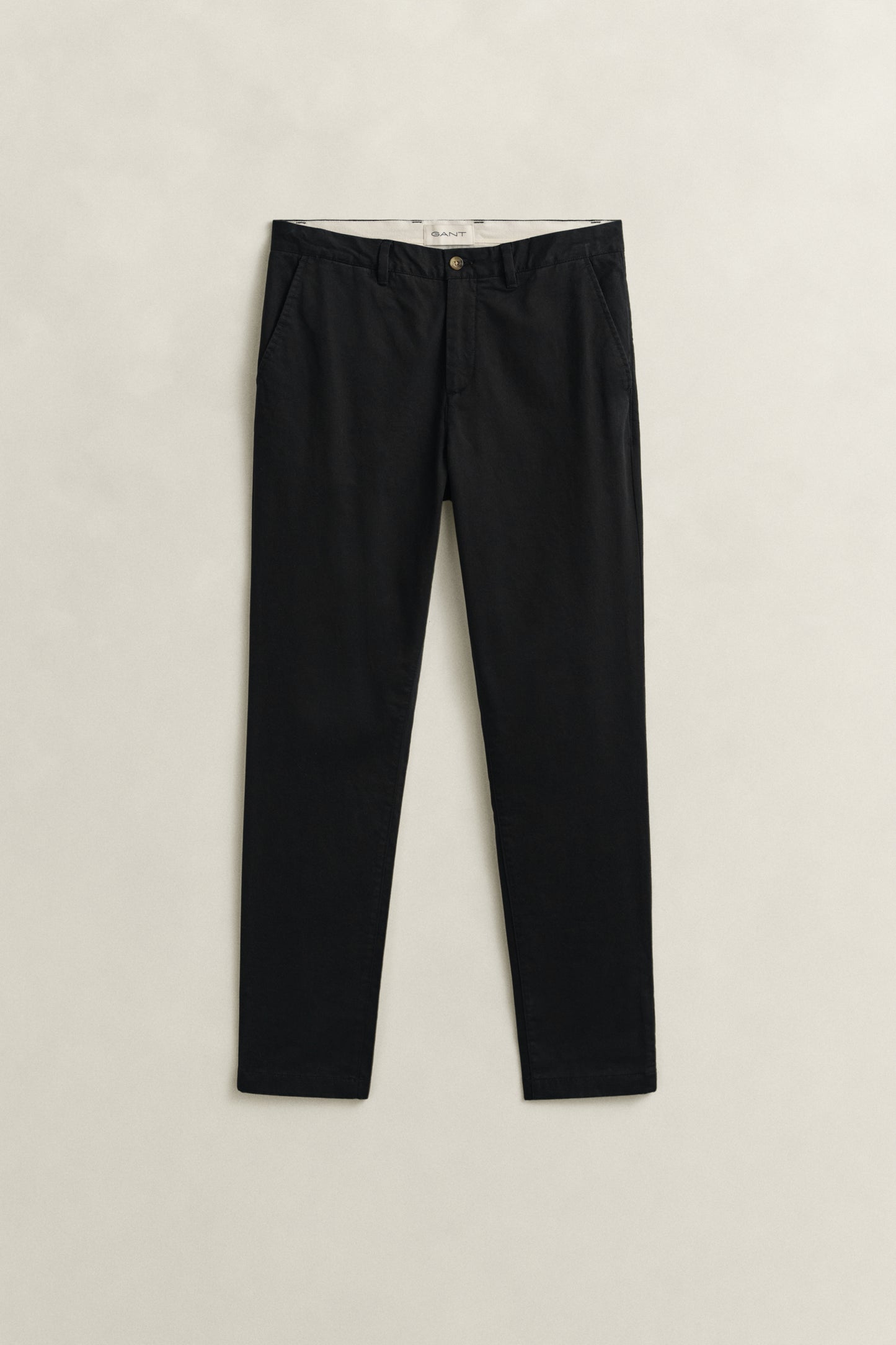 BLACK, Classic Slim Chinos, FRONT-VIEW BY GANT AU.