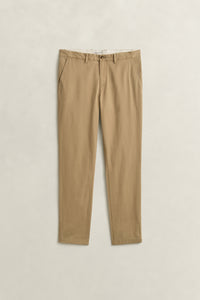 DARK KHAKI, Classic Slim Chinos, FLAT-LAY BY GANT AU.