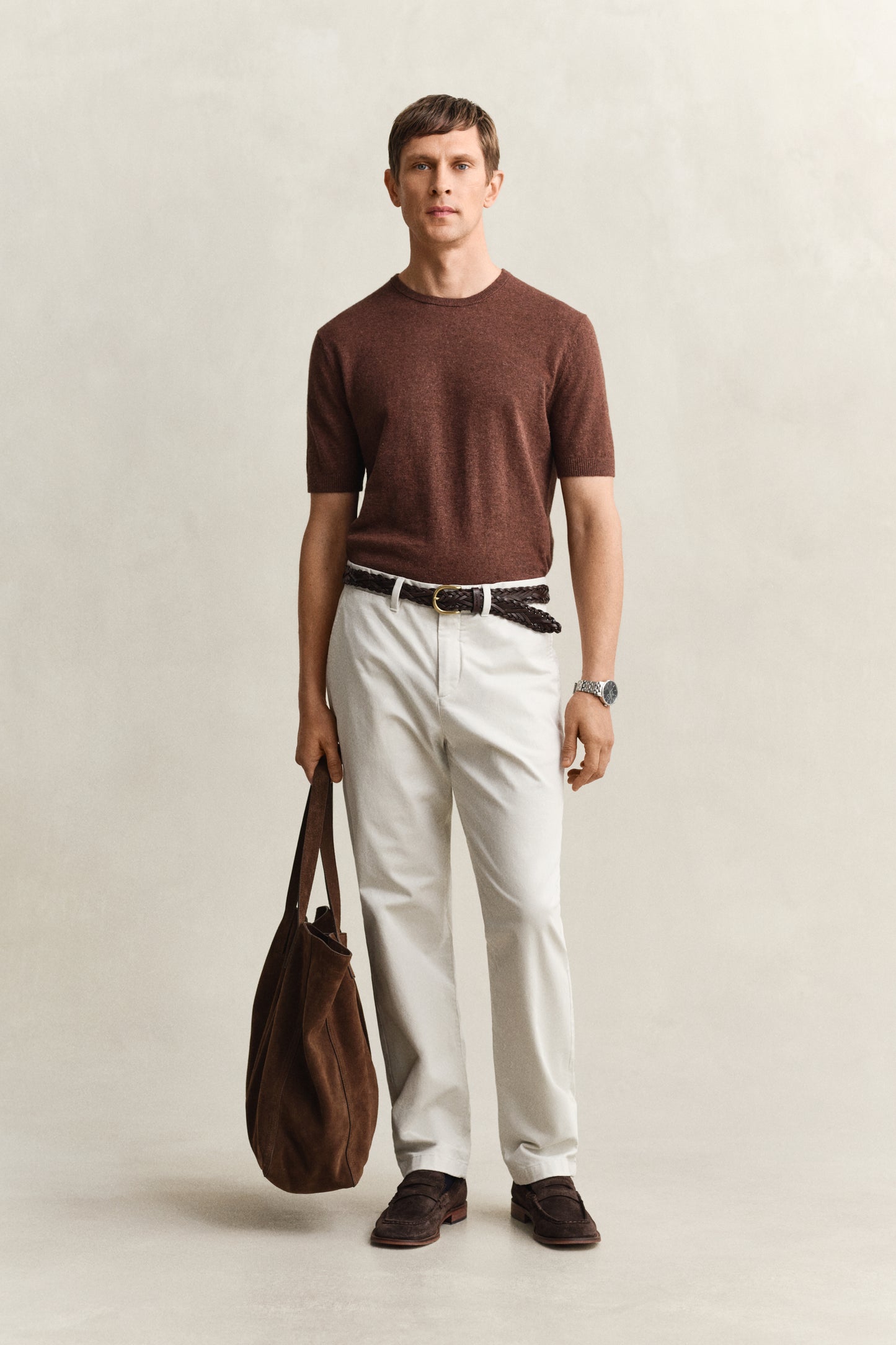 SAND, Classic Regular Chinos BY GANT AU.