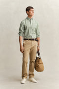 DARK KHAKI, Classic Regular Chinos BY GANT AU.
