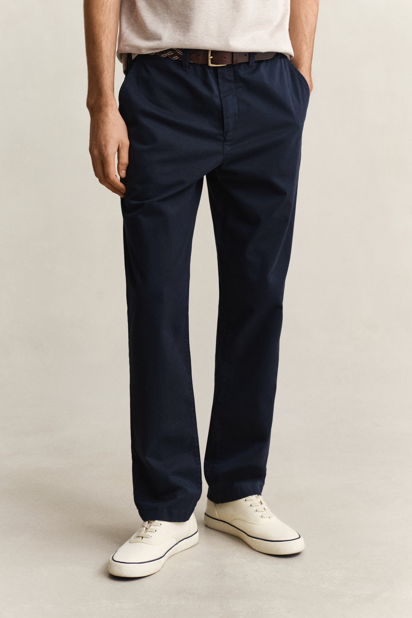 MODEL WEARING Classic Regular Chinos