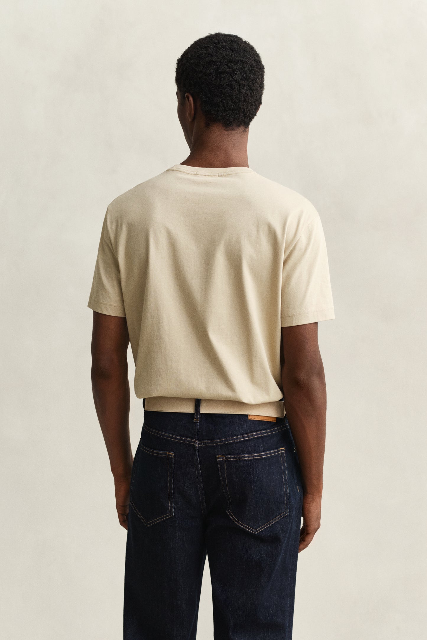 OAT BEIGE, Shield T-Shirt, BACK-VIEW BY GANT AU.