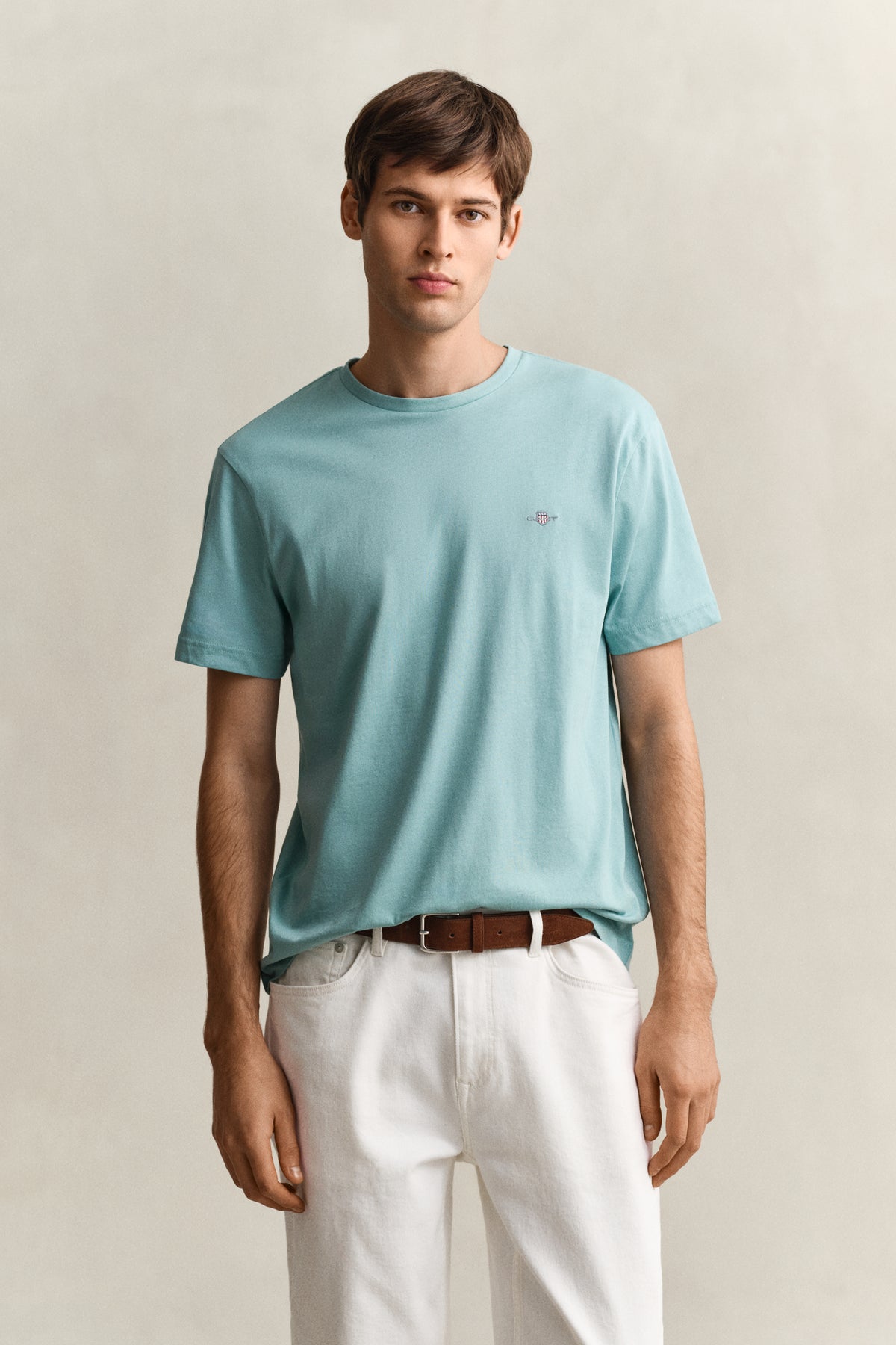MUTED TURQUOISE, Shield T-Shirt, FRONT-VIEW BY GANT AU.