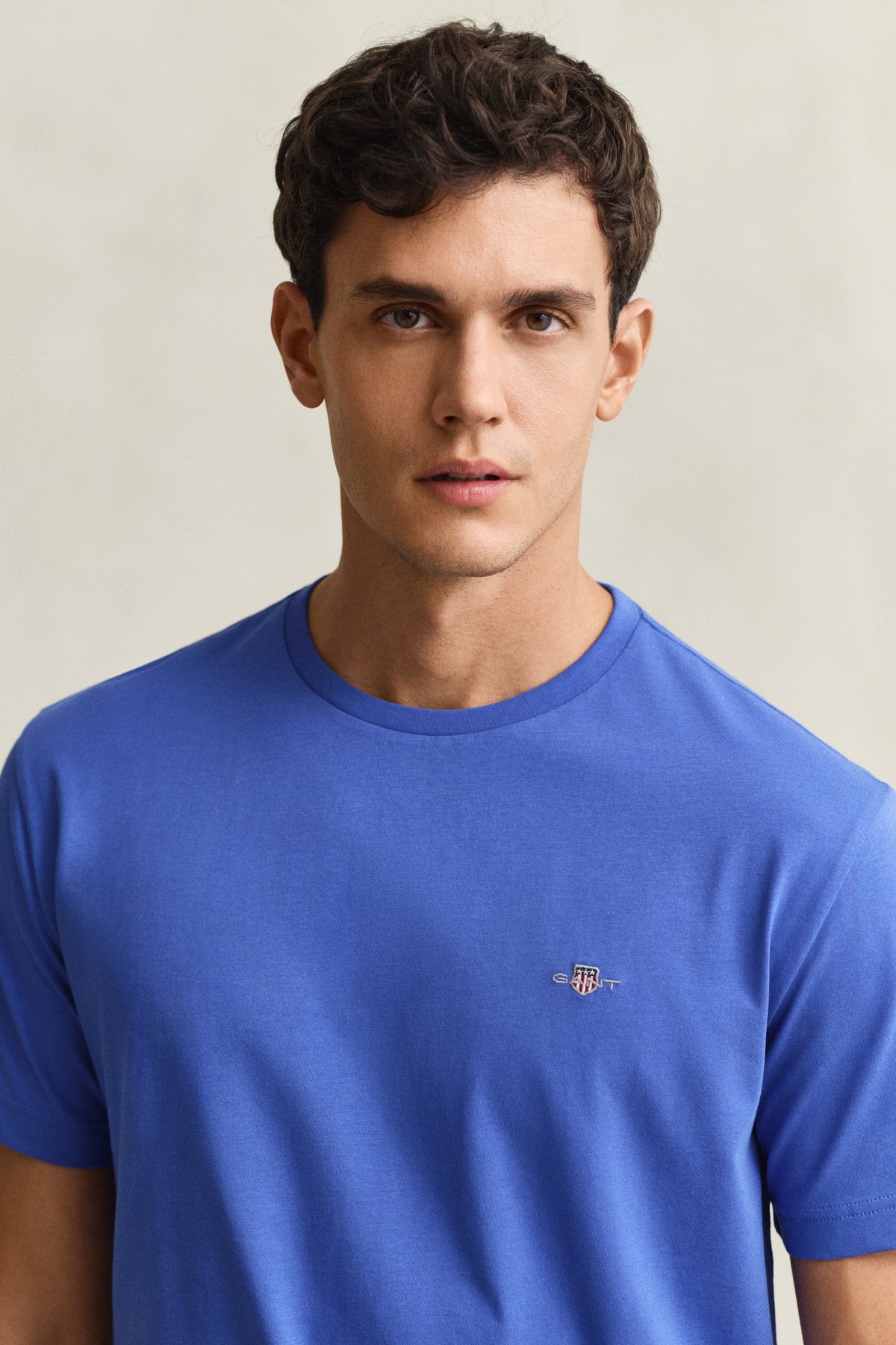 ROYAL BLUE, Shield T-Shirt, CLOSE-UP BY GANT AU.