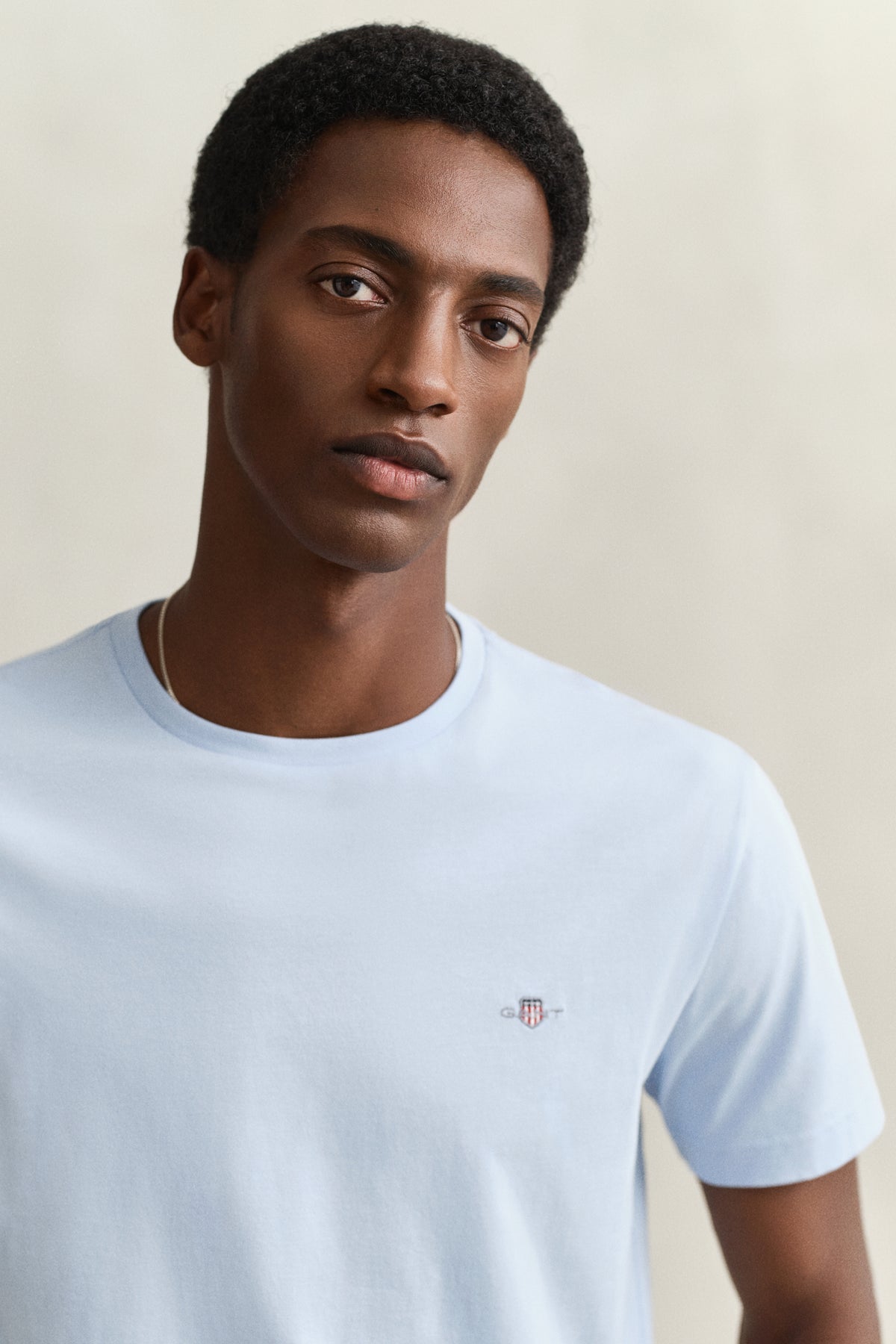 FRESH BLUE, Shield T-Shirt, CLOSE-UP BY GANT AU.