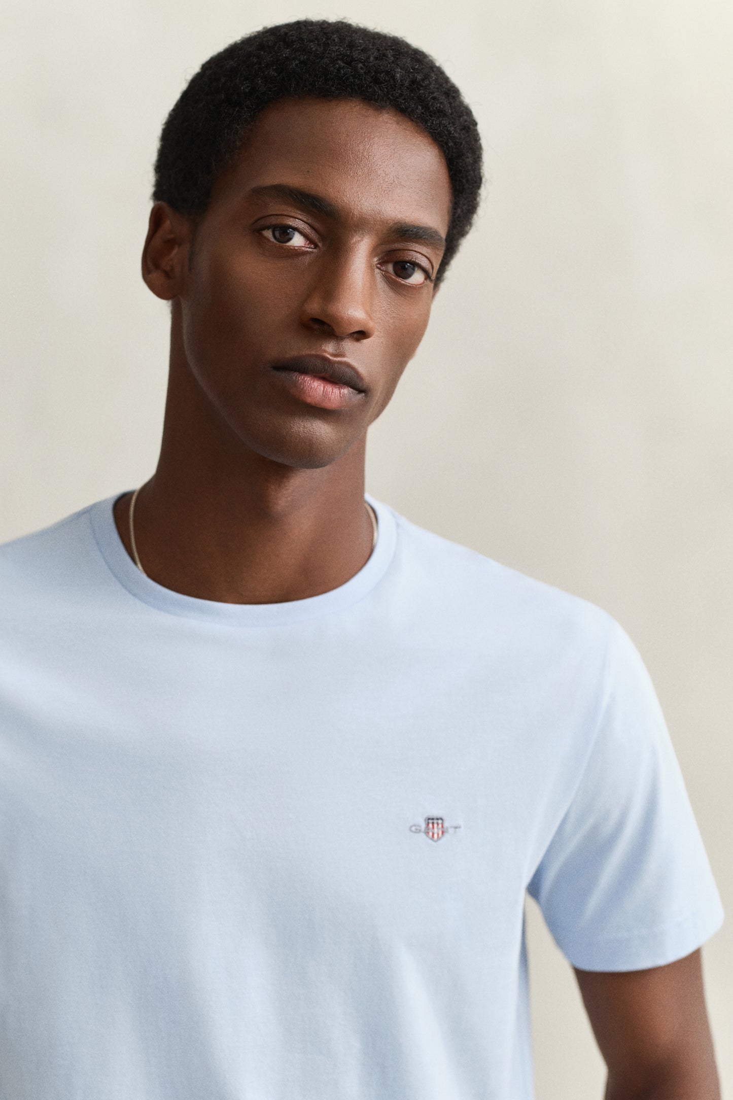 FRESH BLUE, Shield T-Shirt, CLOSE-UP BY GANT AU.