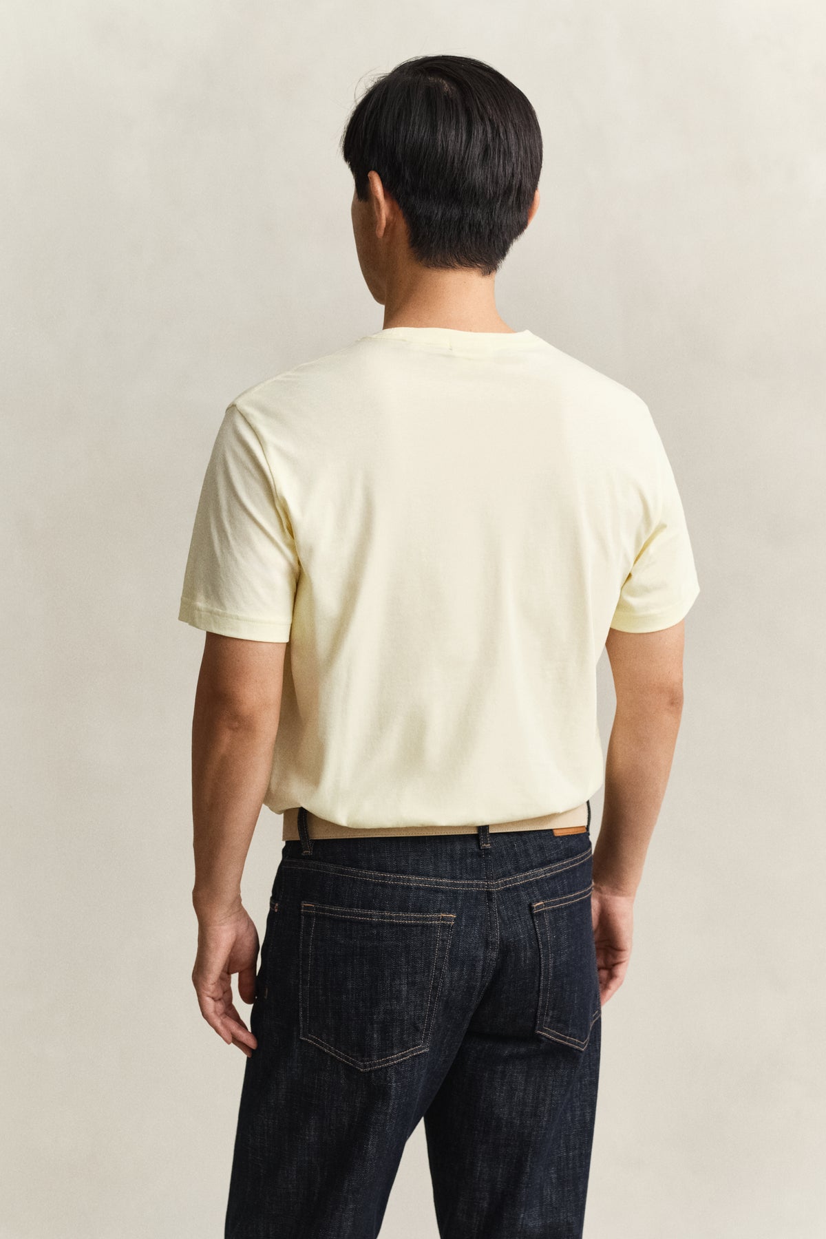 VANILLA YELLOW, Shield T-Shirt, BACK-VIEW BY GANT AU.