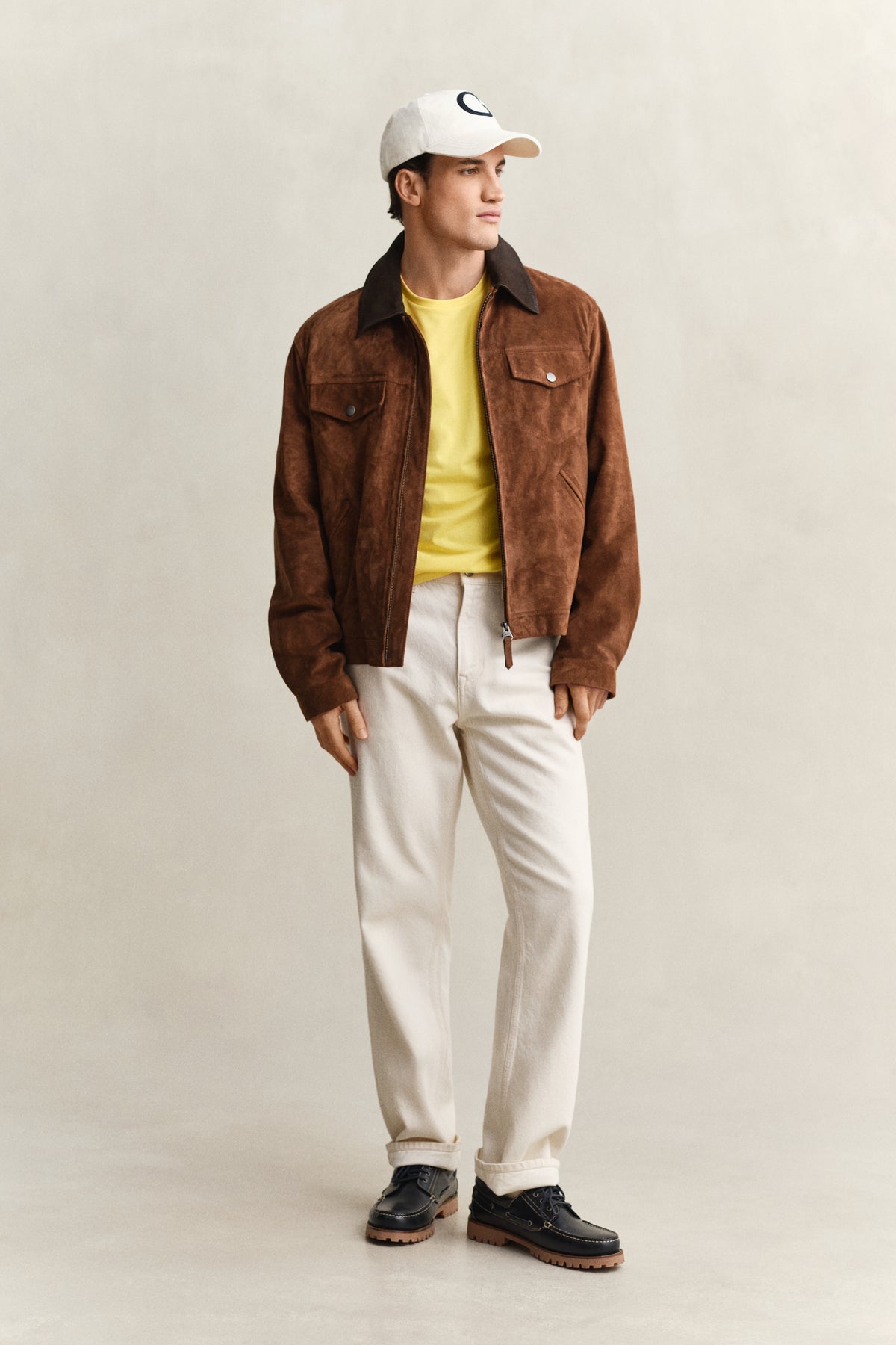 BANANA YELLOW, Shield T-Shirt BY GANT AU.