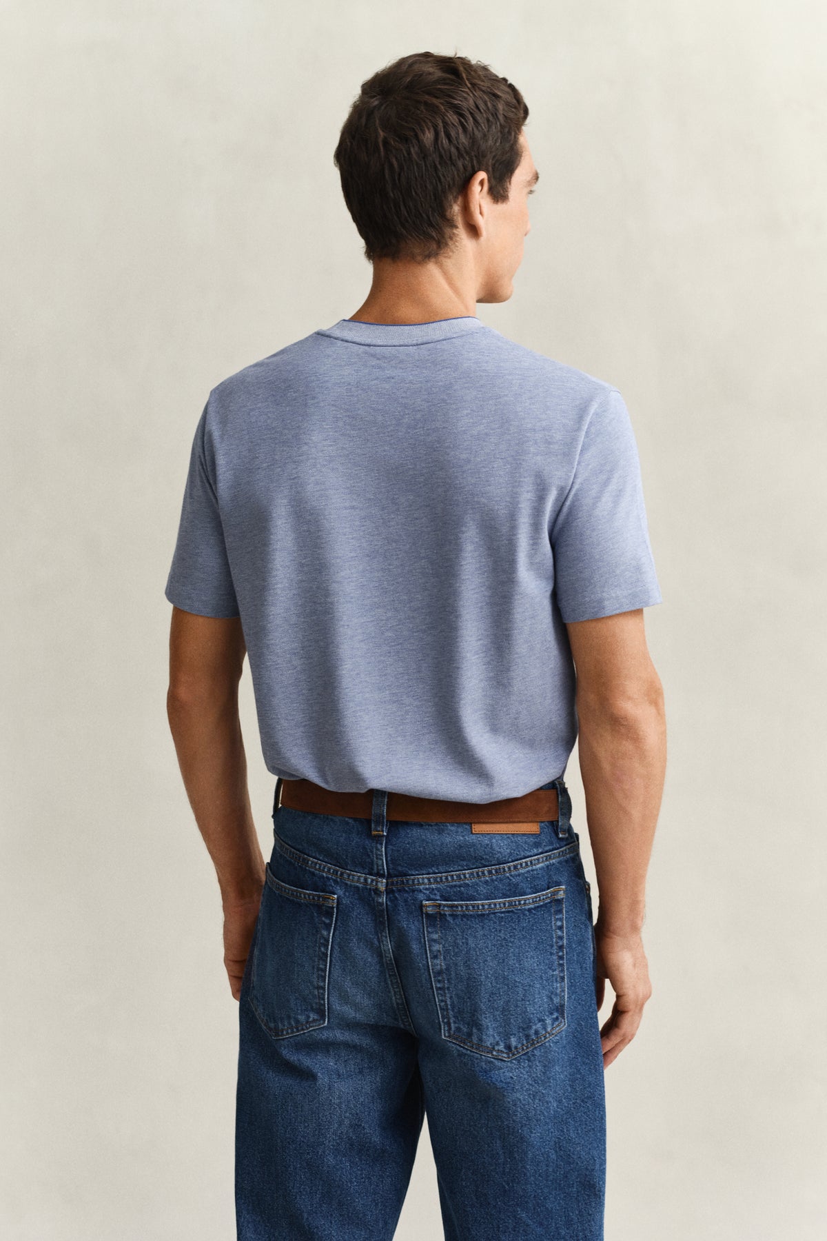 VINTAGE BLUE, Two-Toned T-Shirt, BACK-VIEW BY GANT AU.