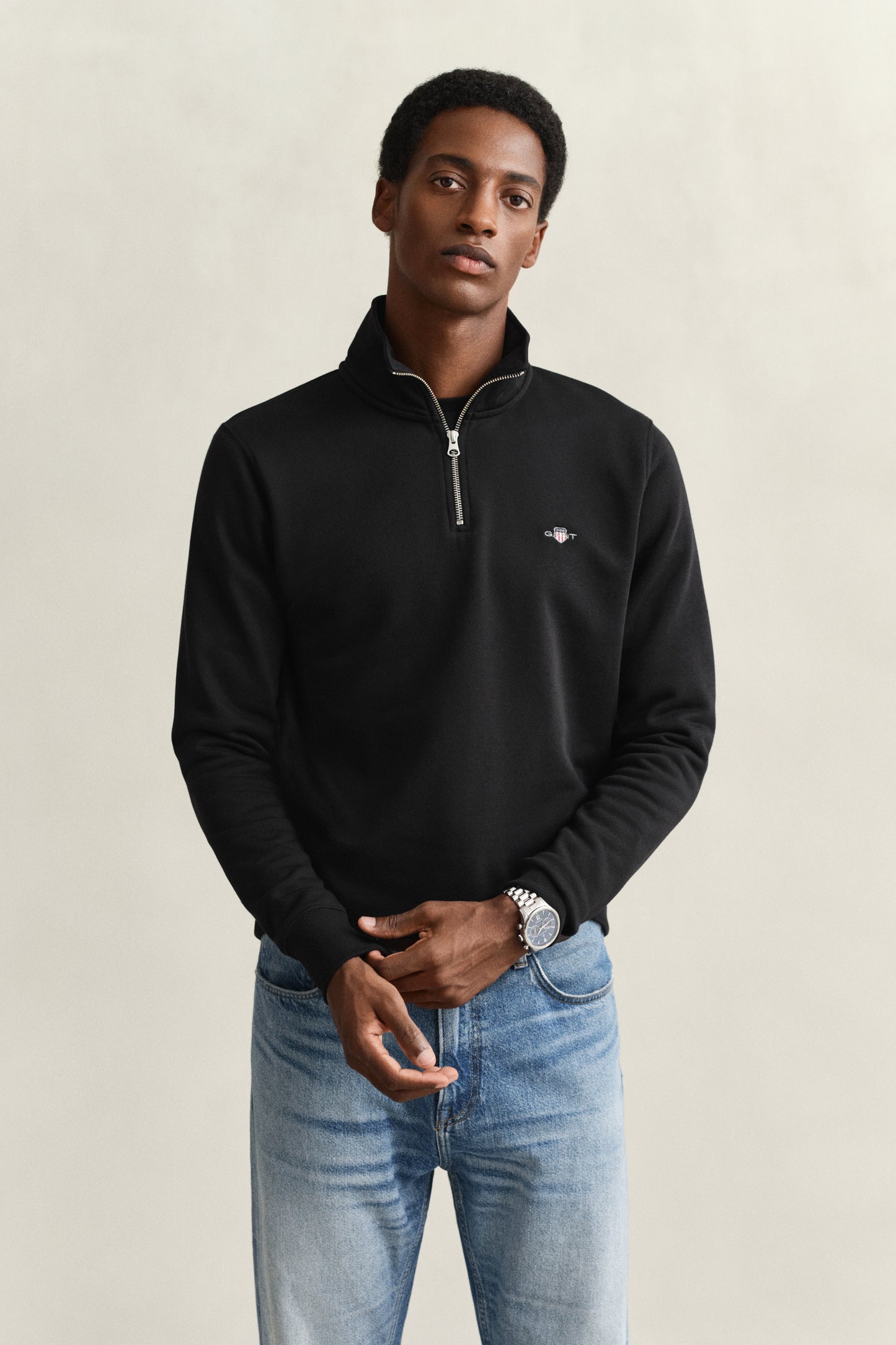 BLACK, REG SHIELD HALF ZIP SWEAT BY GANT AU.