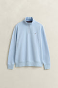 FRESH BLUE, REG SHIELD HALF ZIP SWEAT, FLAT-LAY BY GANT AU.