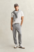 GREY MELANGE, REG SHIELD SWEATPANTS BY GANT AU.