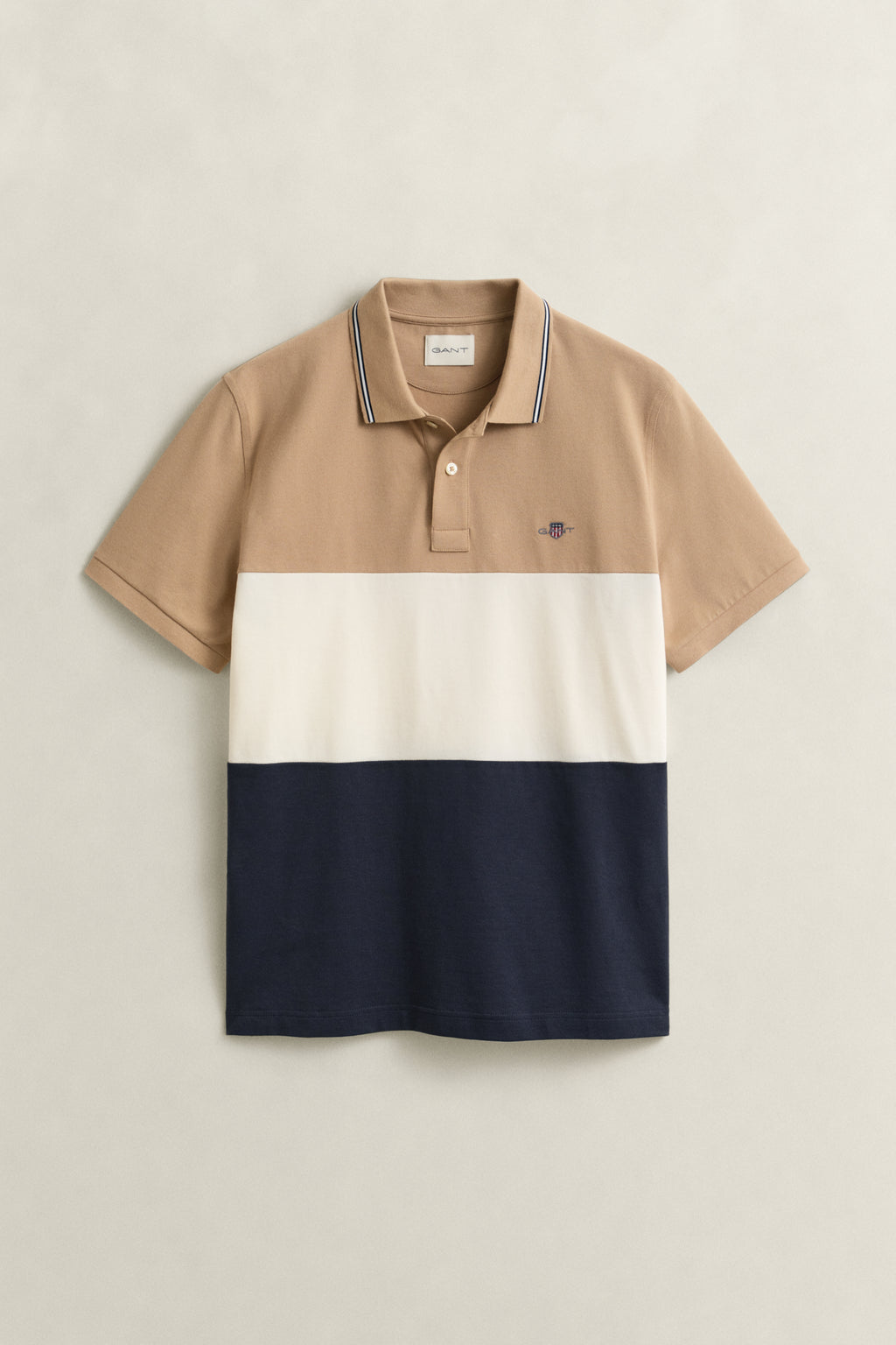 EVENING BLUE, CUT AND SEWN SS POLO, FLAT-LAY BY GANT AU.