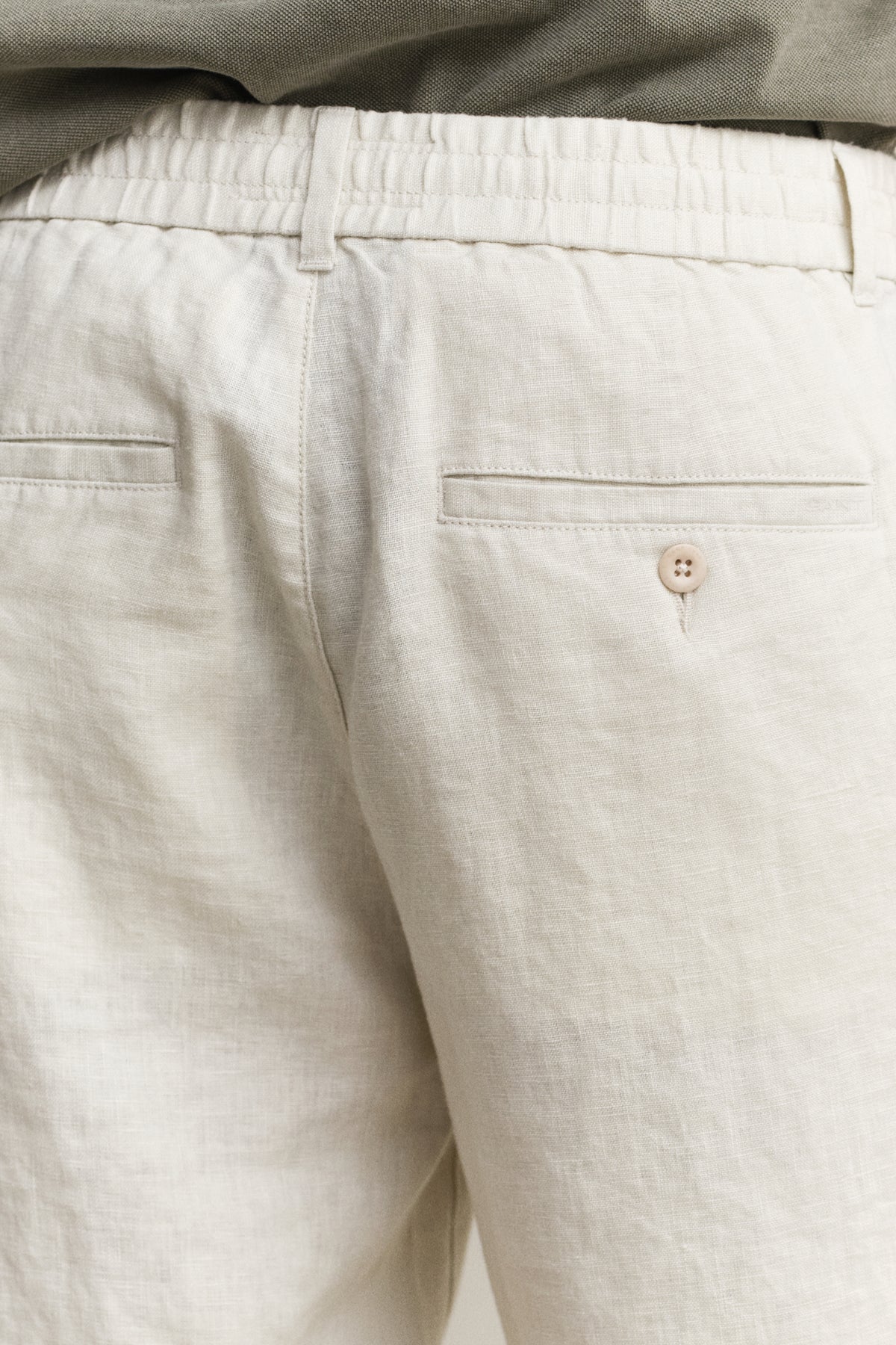  SAND, REG LINEN DS SHORTS, CLOSE-UP BY GANT AU.