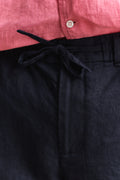 MODEL WEARING REG LINEN DS SHORTS