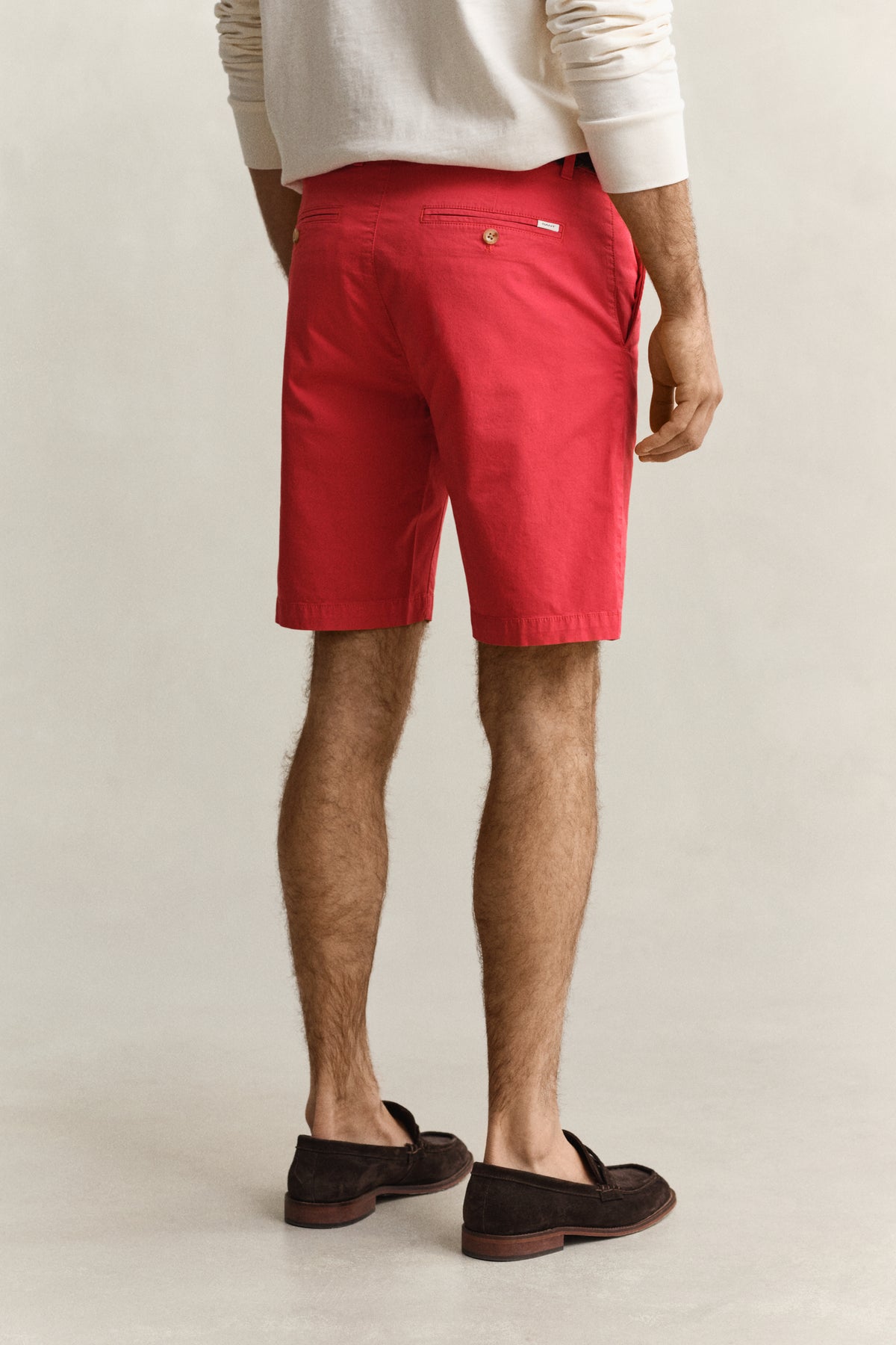 ROSE RED, REG SUNFADED CHINO SHORTS, BACK-VIEW BY GANT AU.