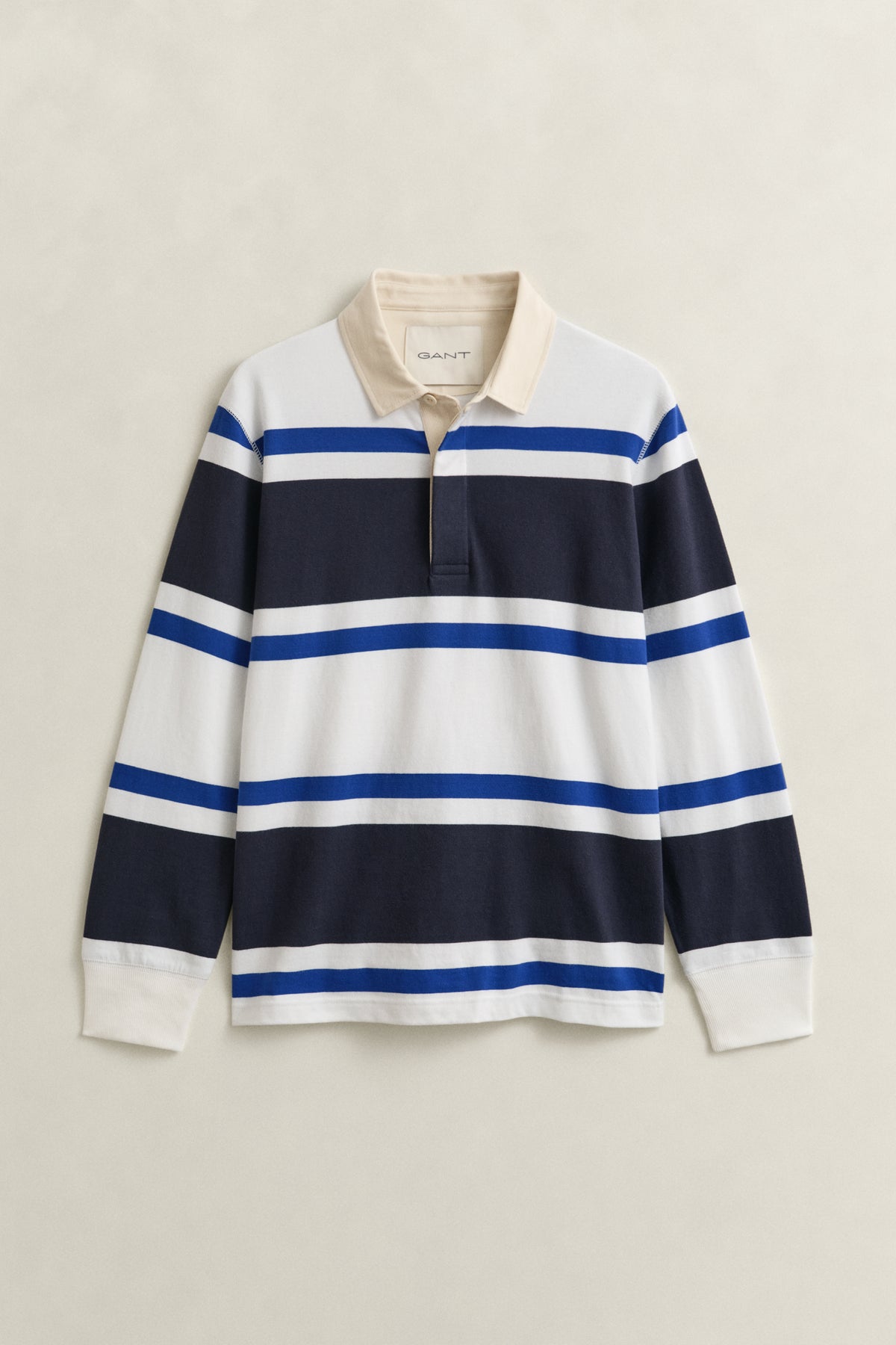 EVENING BLUE, BLOCKED STRIPE RUGGER, FLAT-LAY BY GANT AU.