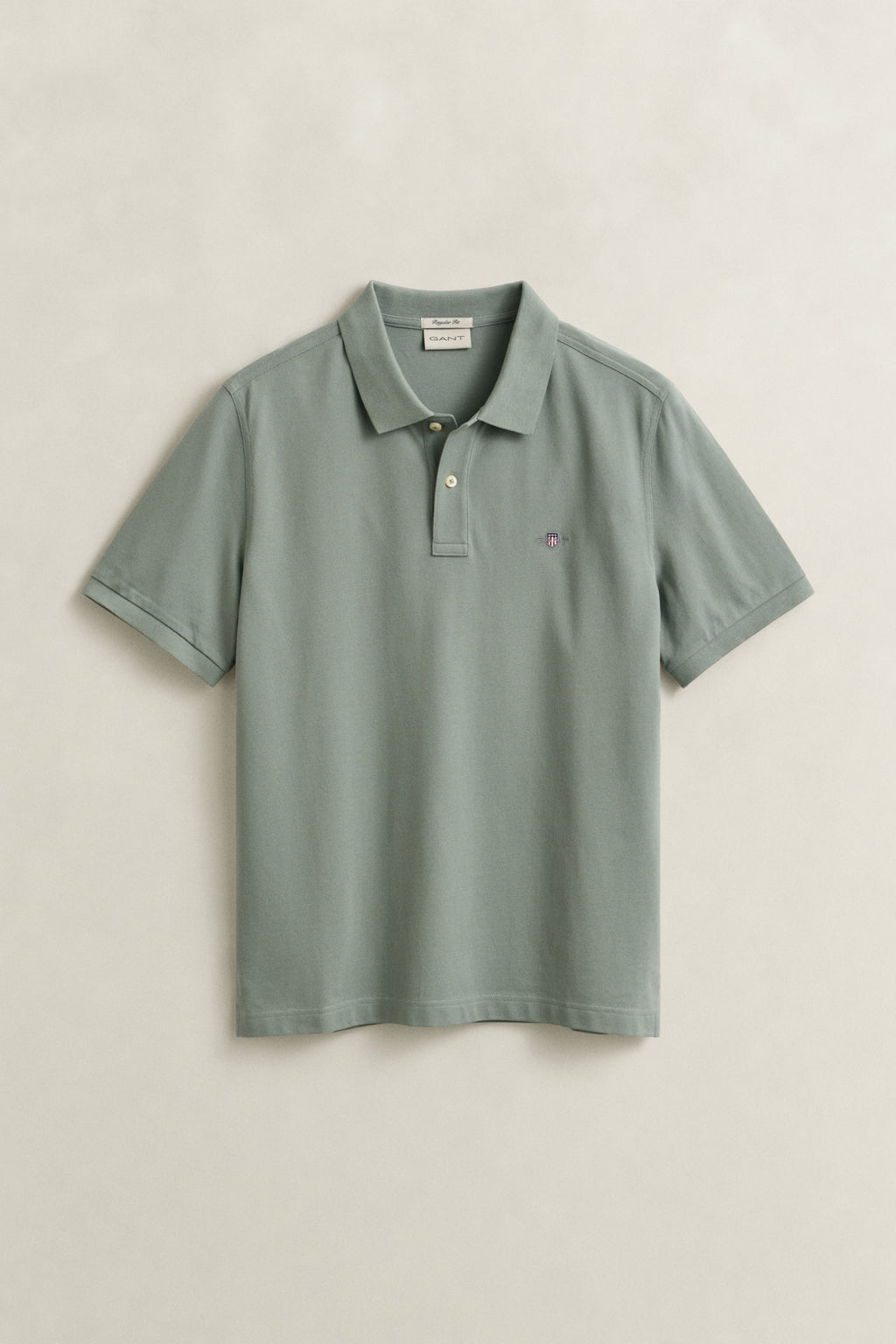 CERAMIC GREY, Classic Regular Polo Shirt, FLAT-LAY BY GANT AU.