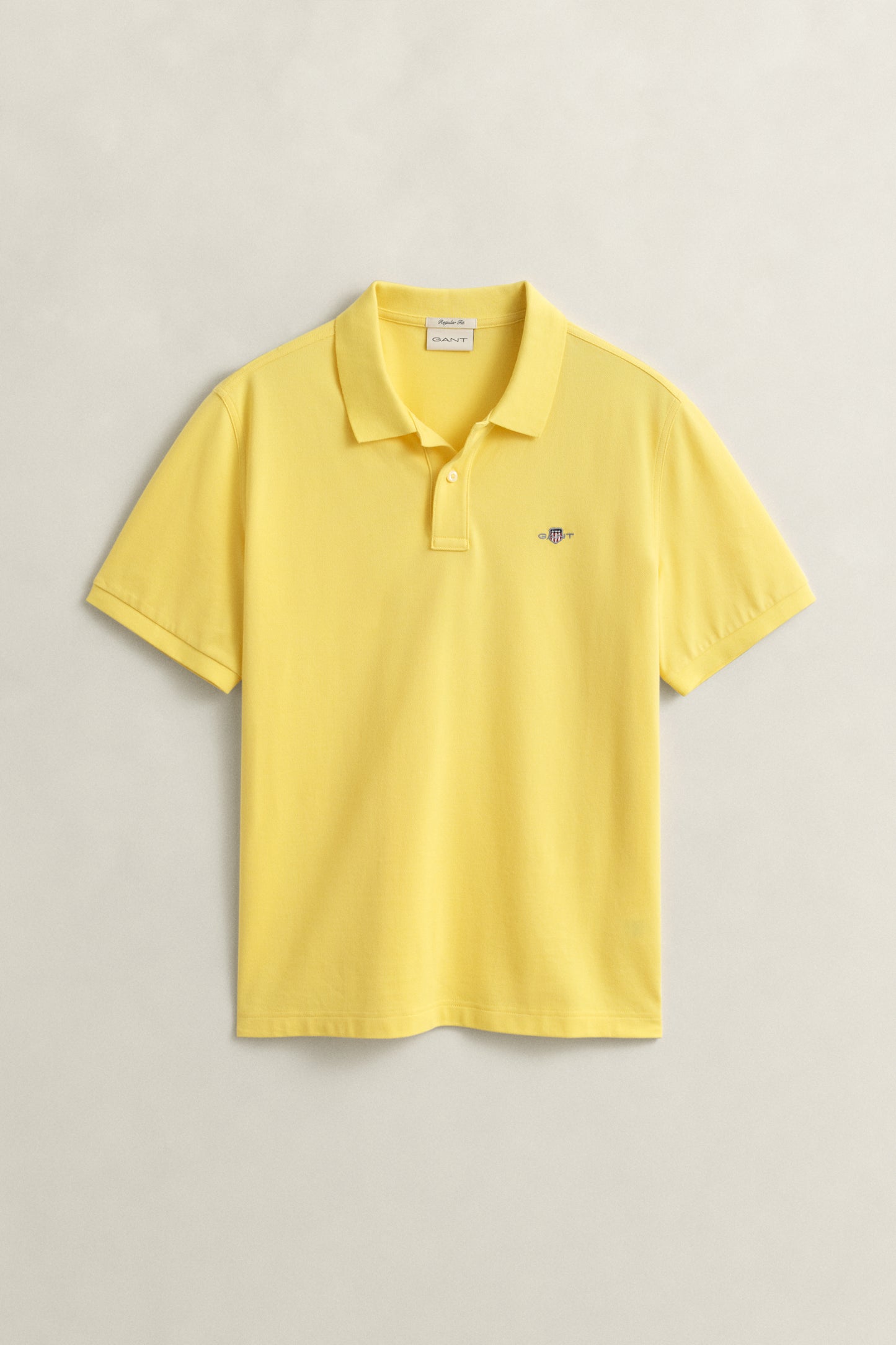 BANANA YELLOW, Classic Regular Polo Shirt, FLAT-LAY BY GANT AU.