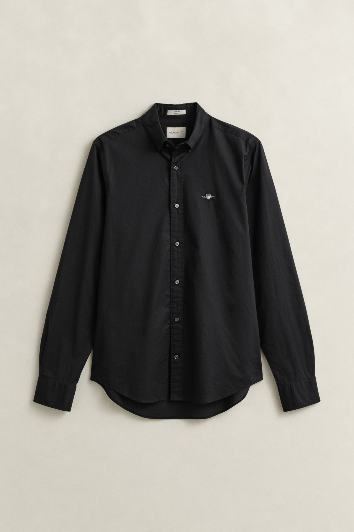 BLACK, SLIM CLASSIC POPLIN SHIRT, FLAT-LAY BY GANT AU.
