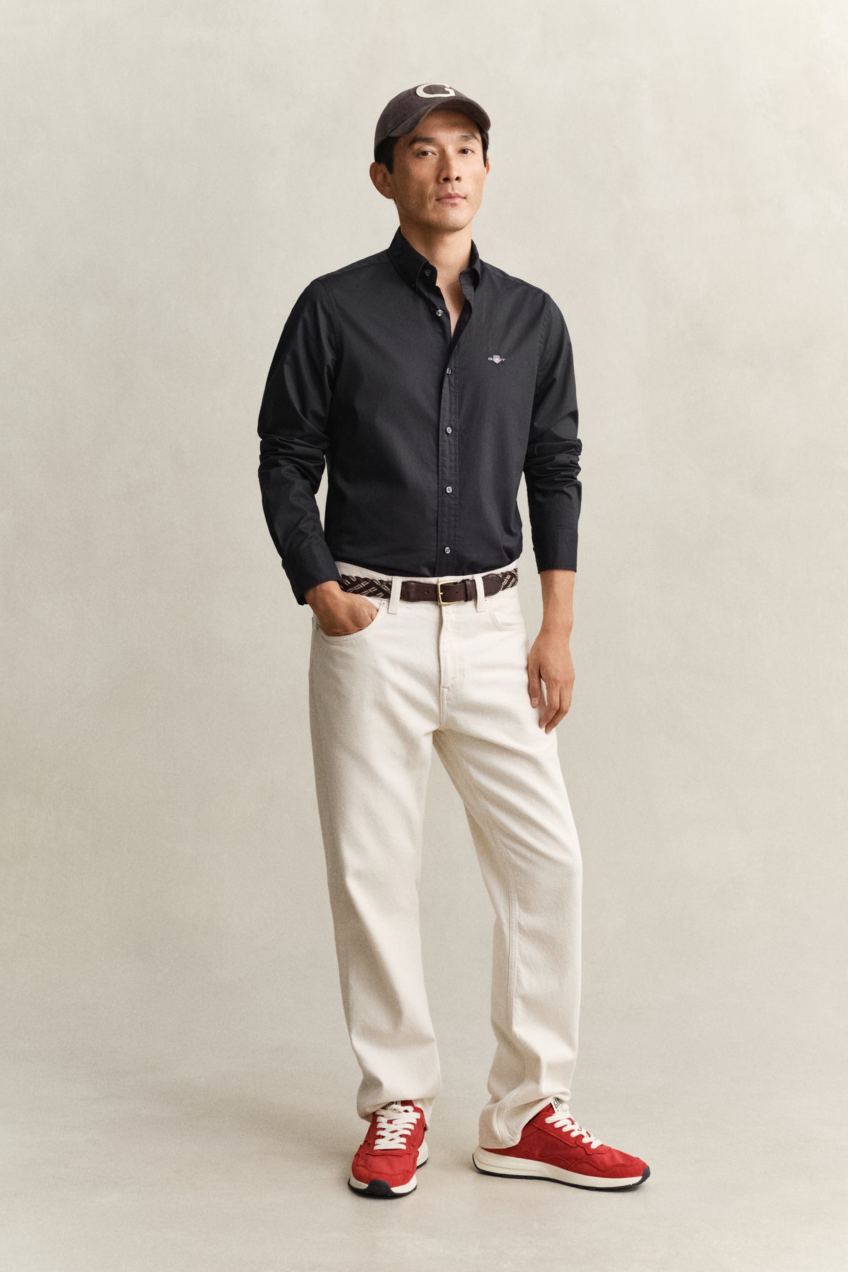 BLACK, SLIM CLASSIC POPLIN SHIRT BY GANT AU.