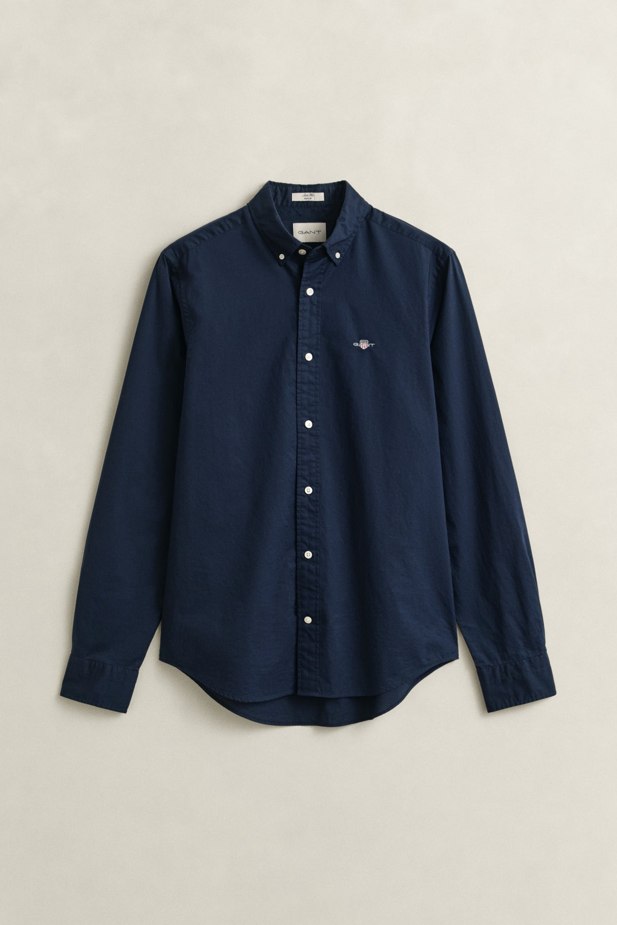 MARINE, SLIM CLASSIC POPLIN SHIRT, FLAT-LAY BY GANT AU.