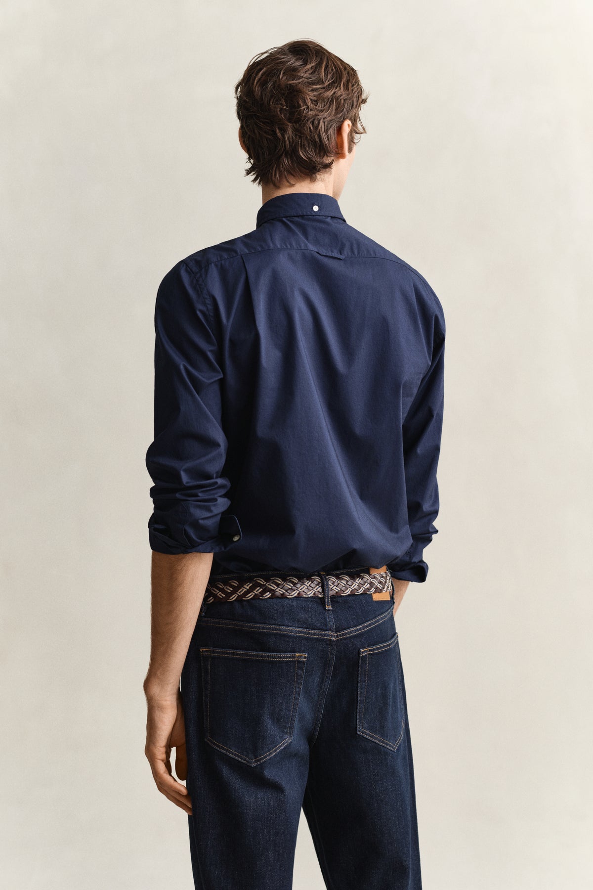 MARINE, SLIM CLASSIC POPLIN SHIRT, BACK-VIEW BY GANT AU.