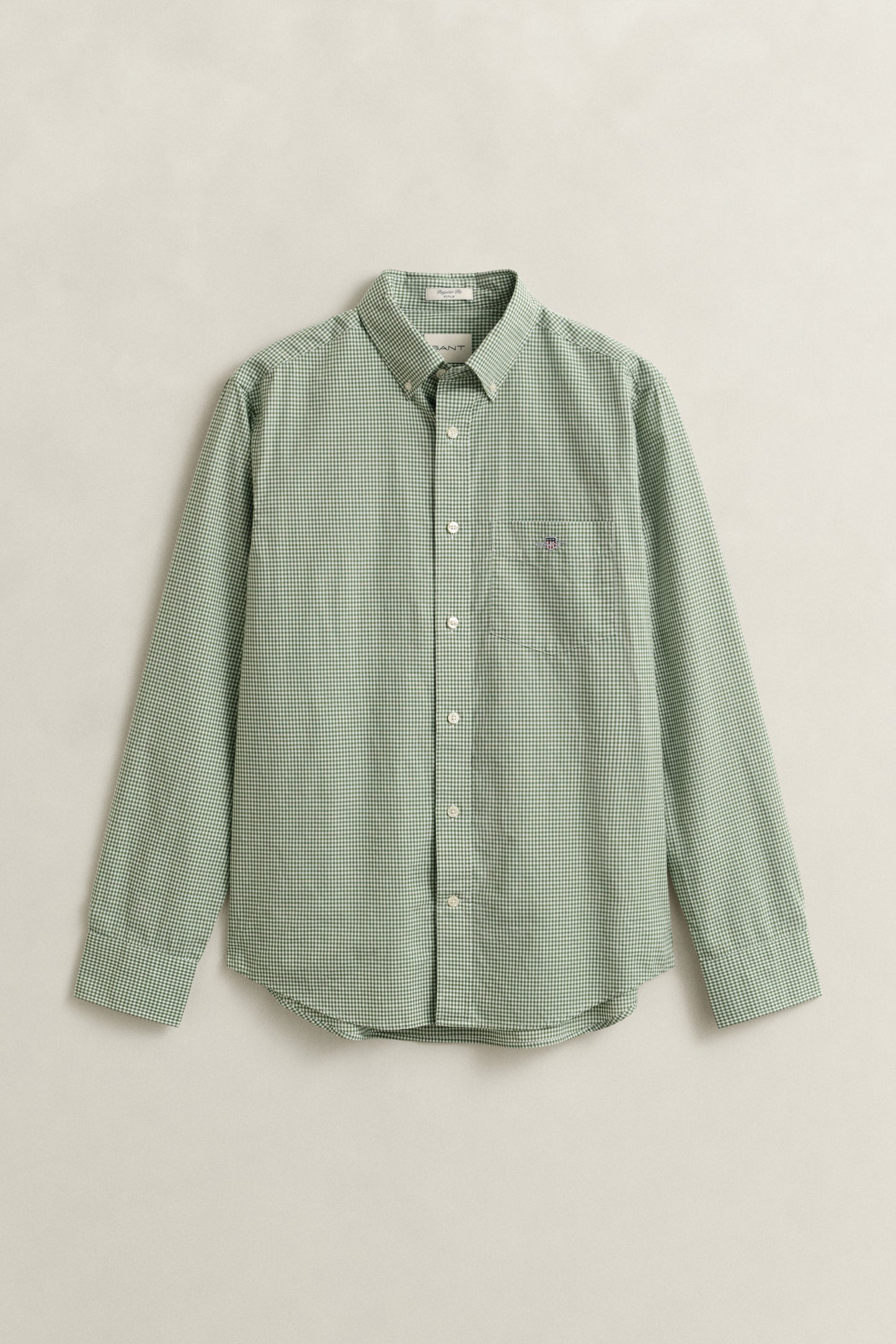 HERB GREEN, REG CLASSIC POPLIN GINGHAM SHIRT, FLAT-LAY BY GANT AU.
