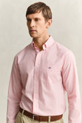 MODEL WEARING REG CLASSIC POPLIN GINGHAM SHIRT