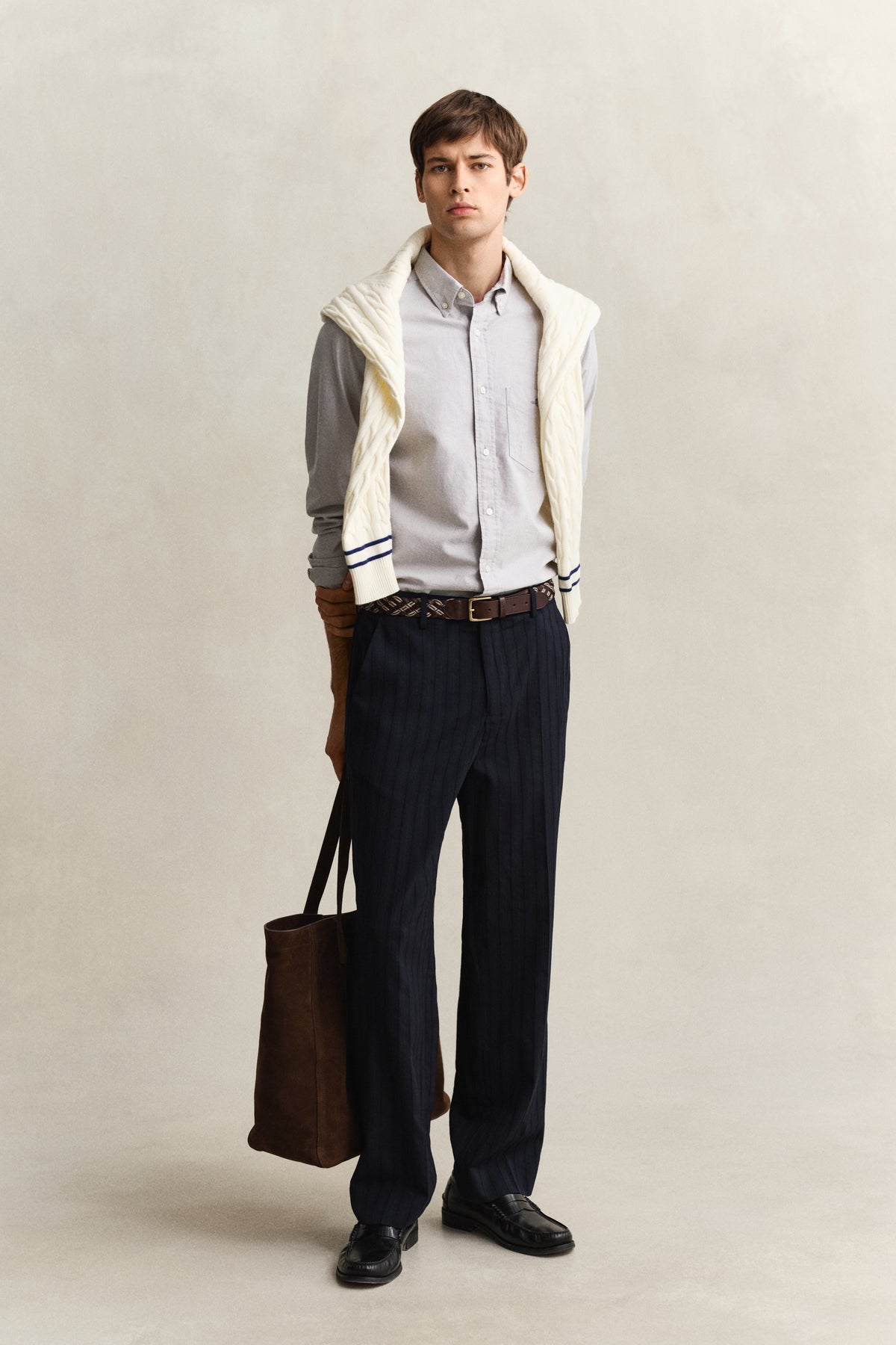 PEWTER GREY, REG CLASSIC OXFORD SHIRT BY GANT AU.