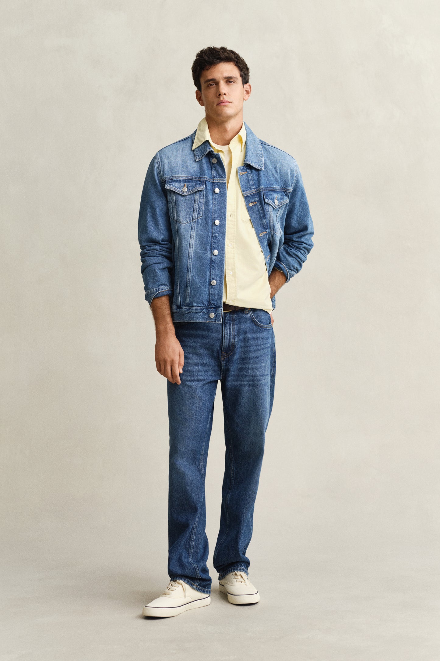 LIGHT MUSTARD YELLOW, REG CLASSIC OXFORD SHIRT BY GANT AU.