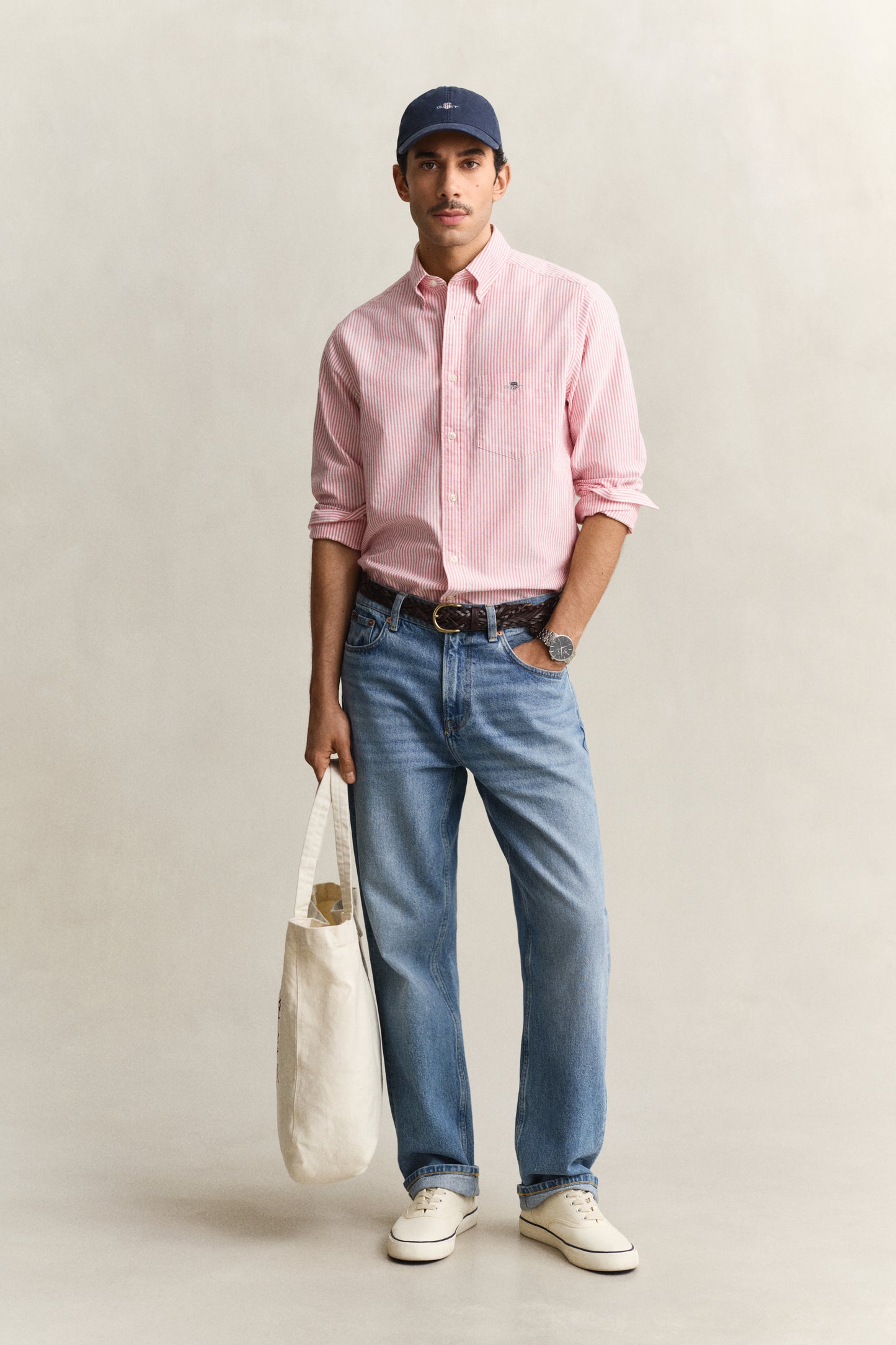 ROSE RED, REG CLASSIC OXFORD STRIPE SHIRT BY GANT AU.