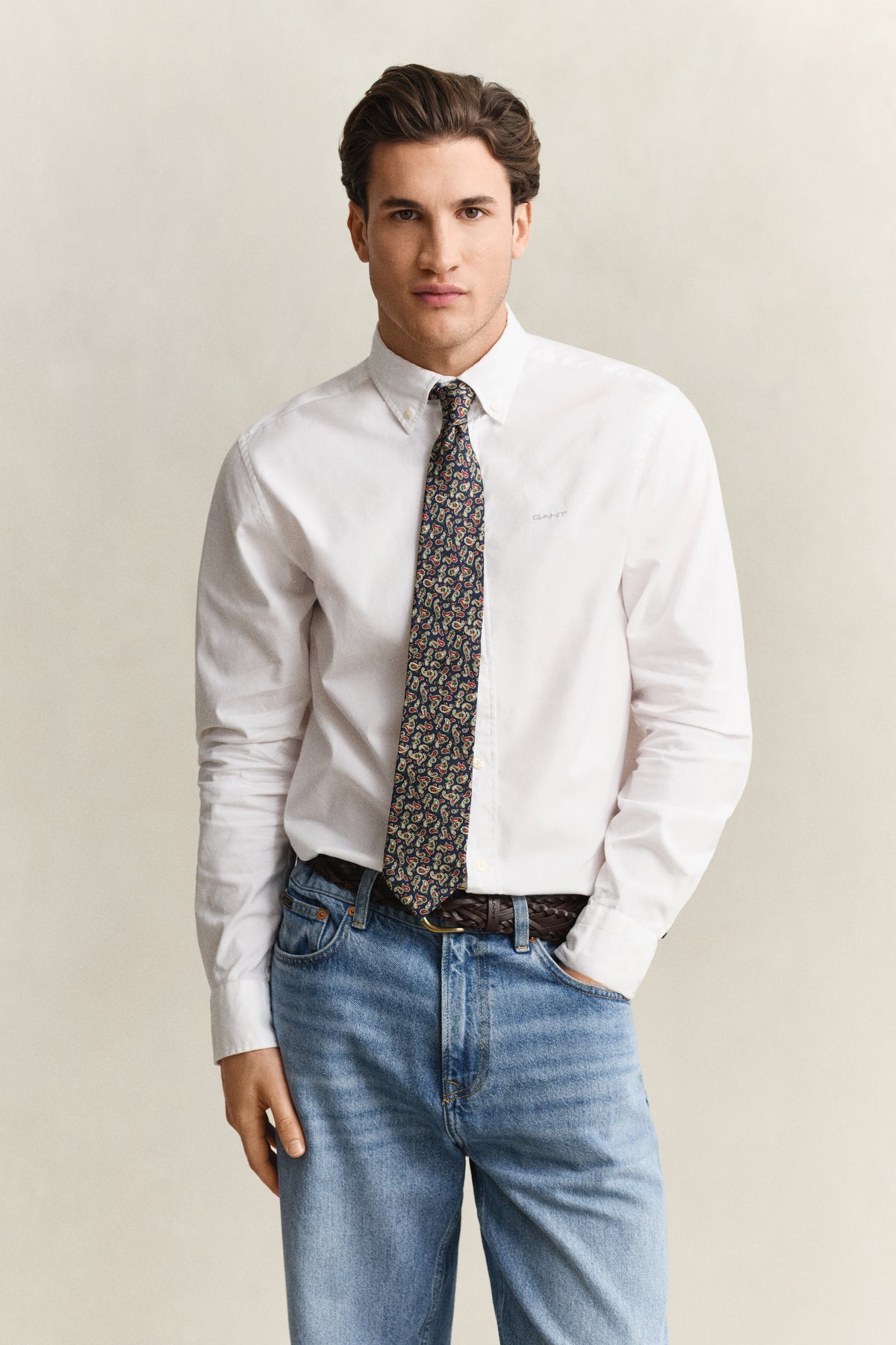 WHITE, REG PINPOINT OXFORD SHIRT, FRONT-VIEW BY GANT AU.