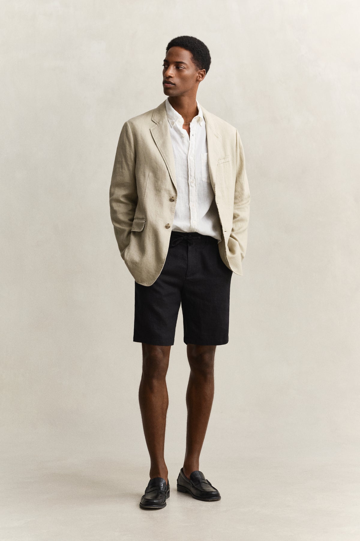 WHITE, REG GMNT DYED LINEN SHIRT BY GANT AU.