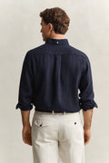 EVENING BLUE, REG GMNT DYED LINEN SHIRT, BACK-VIEW BY GANT AU.