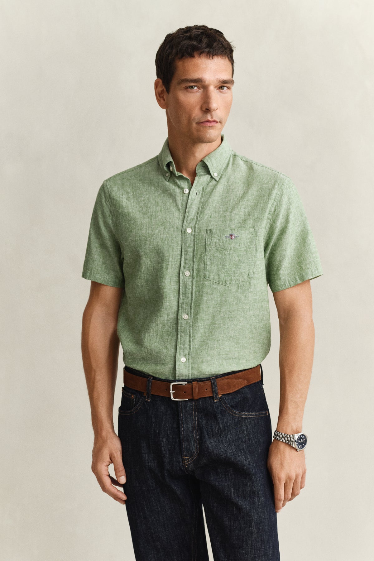 HERB GREEN, REG COTTON LINEN SS SHIRT, FRONT-VIEW BY GANT AU.