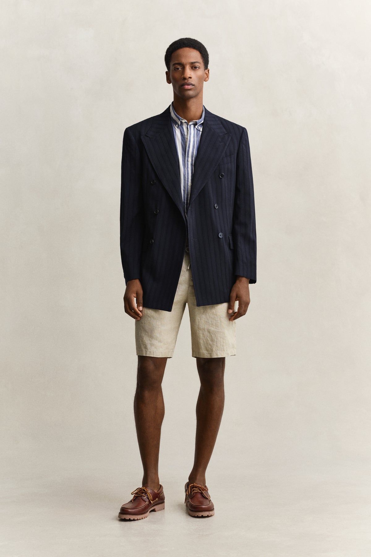 RICH NAVY, REG COTTON VOILE STRIPE SHIRT BY GANT AU.