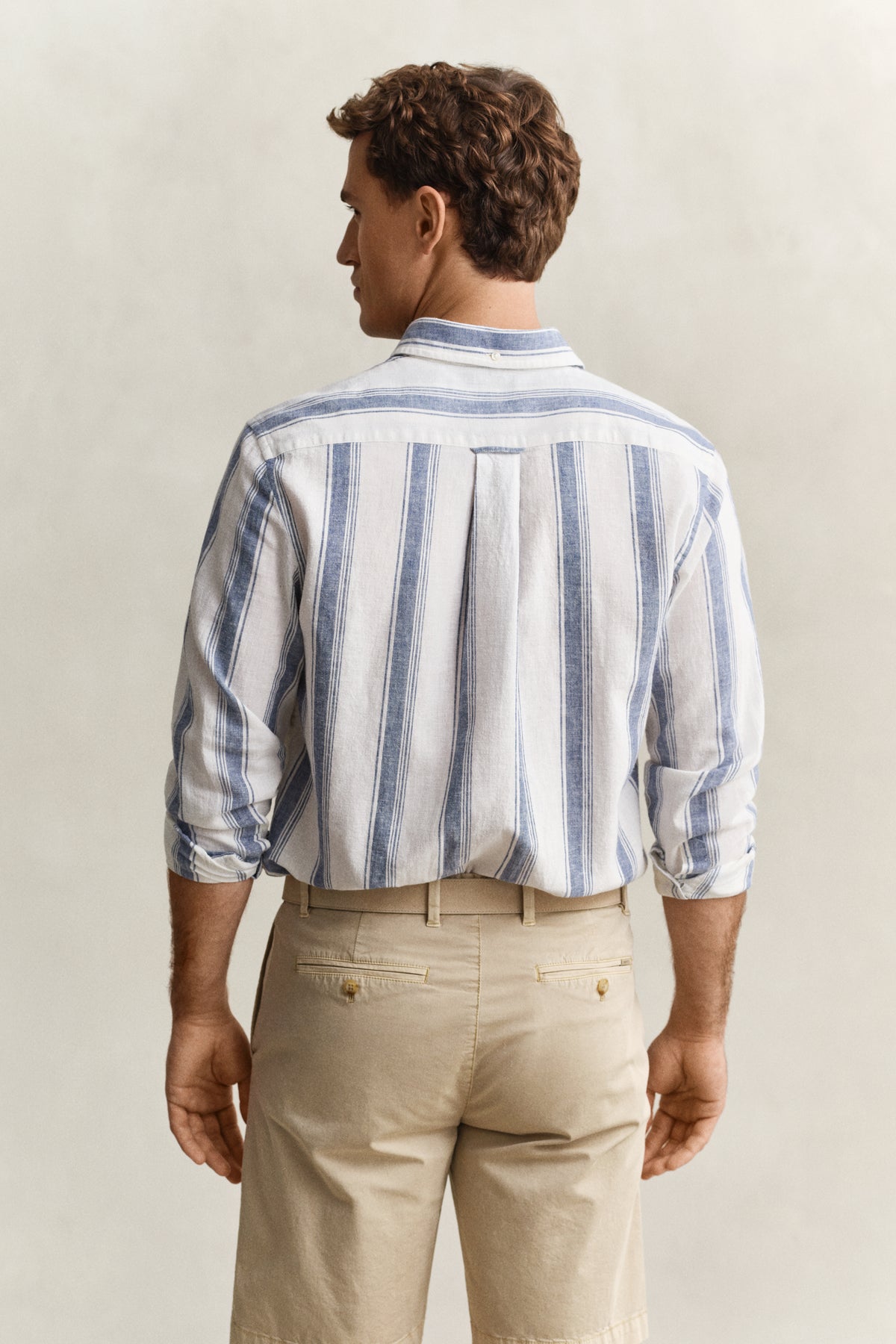 VINTAGE BLUE, REG COTTON LINEN STRIPE SHIRT, BACK-VIEW BY GANT AU.