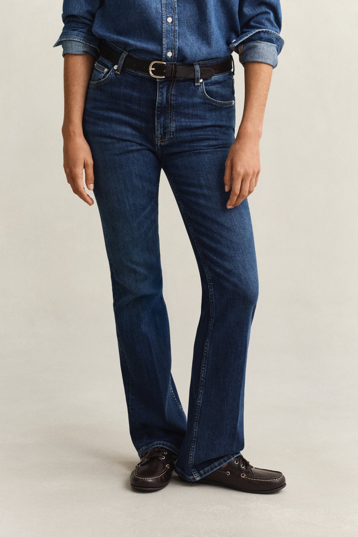 MODEL WEARING Slim Flared Jeans
