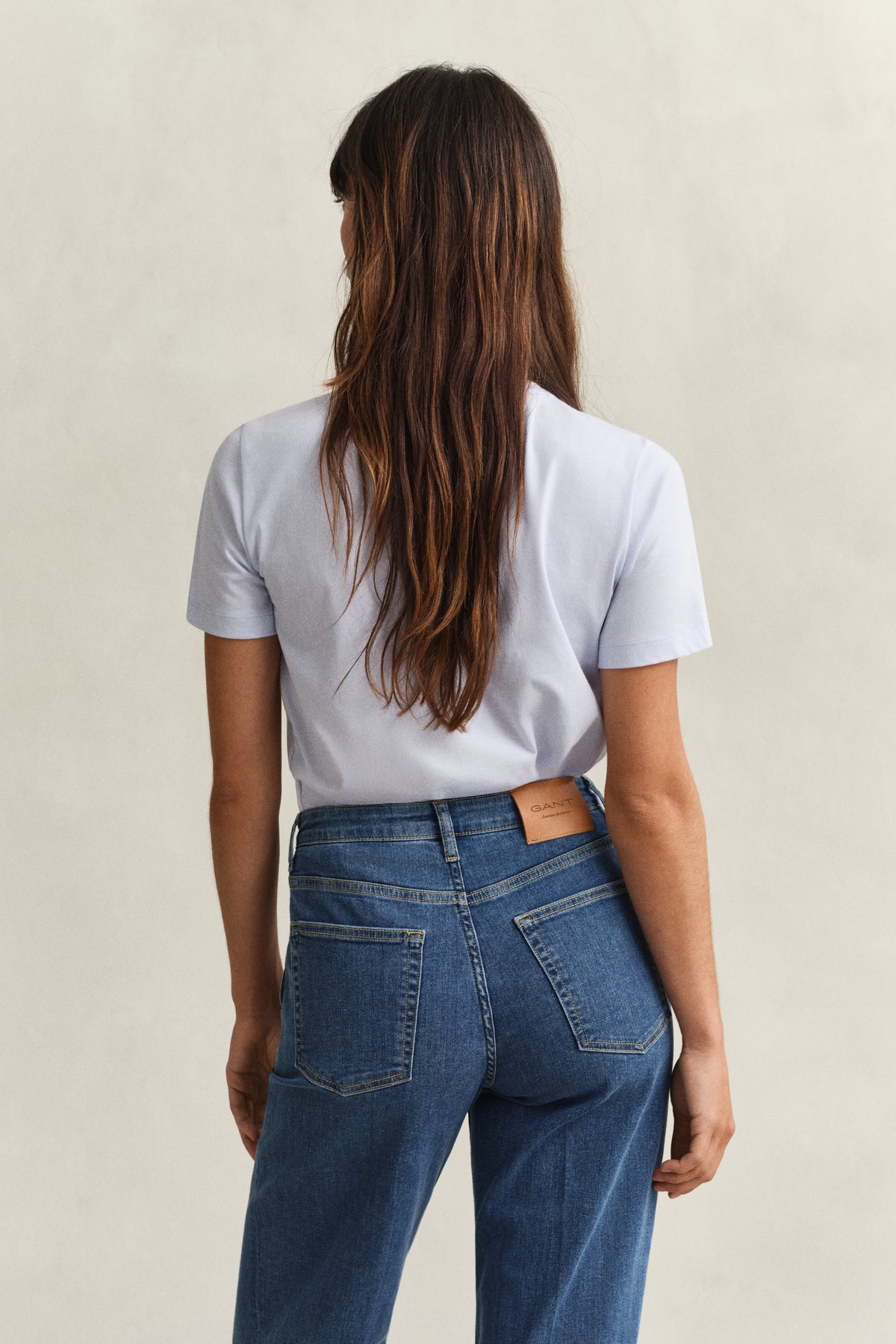 LIGHT BLUE, REG SHIELD SS T-SHIRT, BACK-VIEW BY GANT AU.