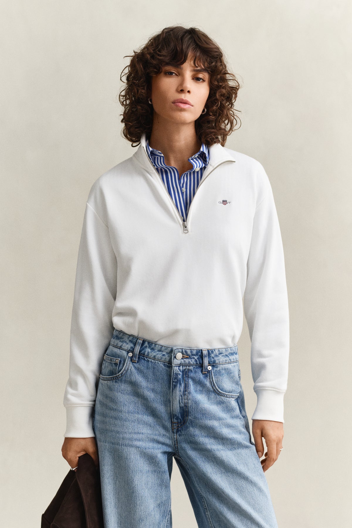 EGGSHELL, SHIELD HALF-ZIP, FRONT-VIEW BY GANT AU.