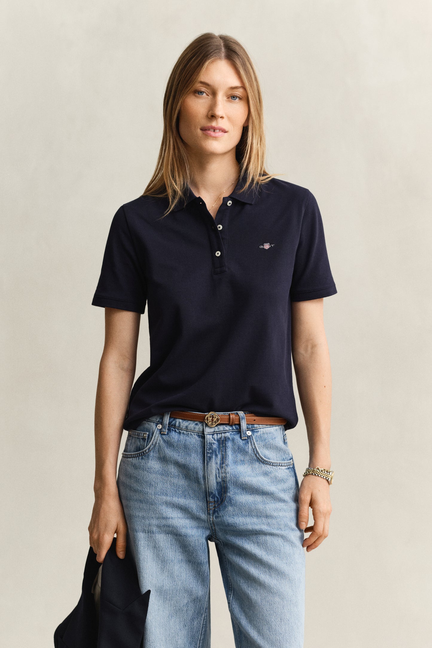 EVENING BLUE, REG SHIELD SS PIQUE POLO, FRONT-VIEW BY GANT AU.