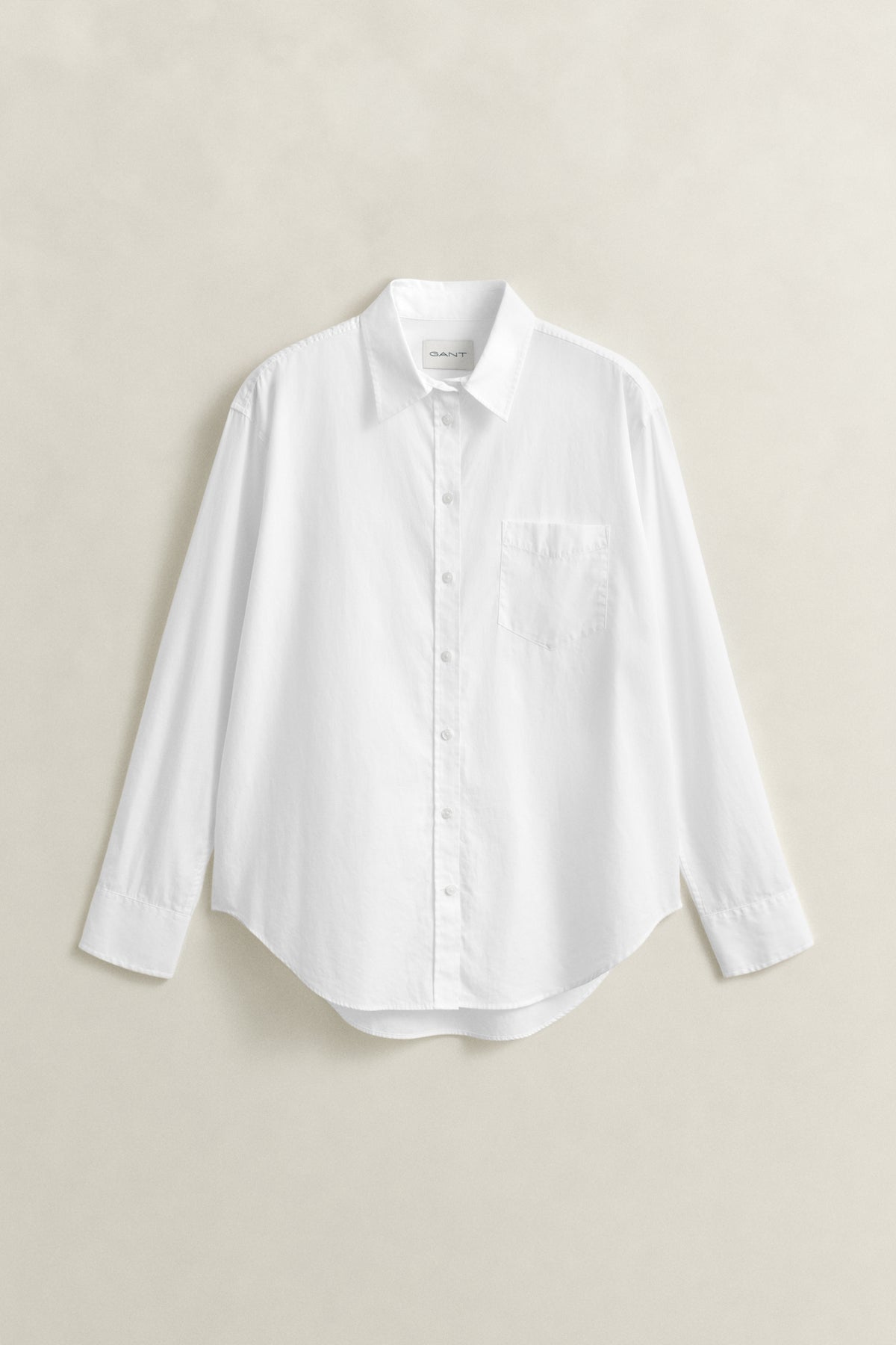 WHITE, REL CLASSIC POPLIN SHIRT, FLAT-LAY BY GANT AU.