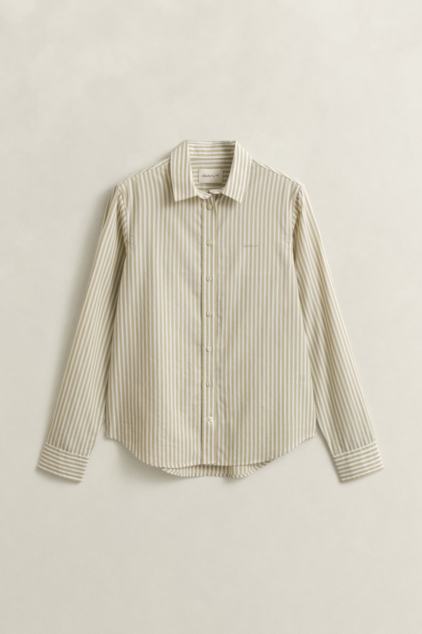 COUNTRY BEIGE, REG CLASSIC POPLIN STRIPED SHIRT, FLAT-LAY BY GANT AU.