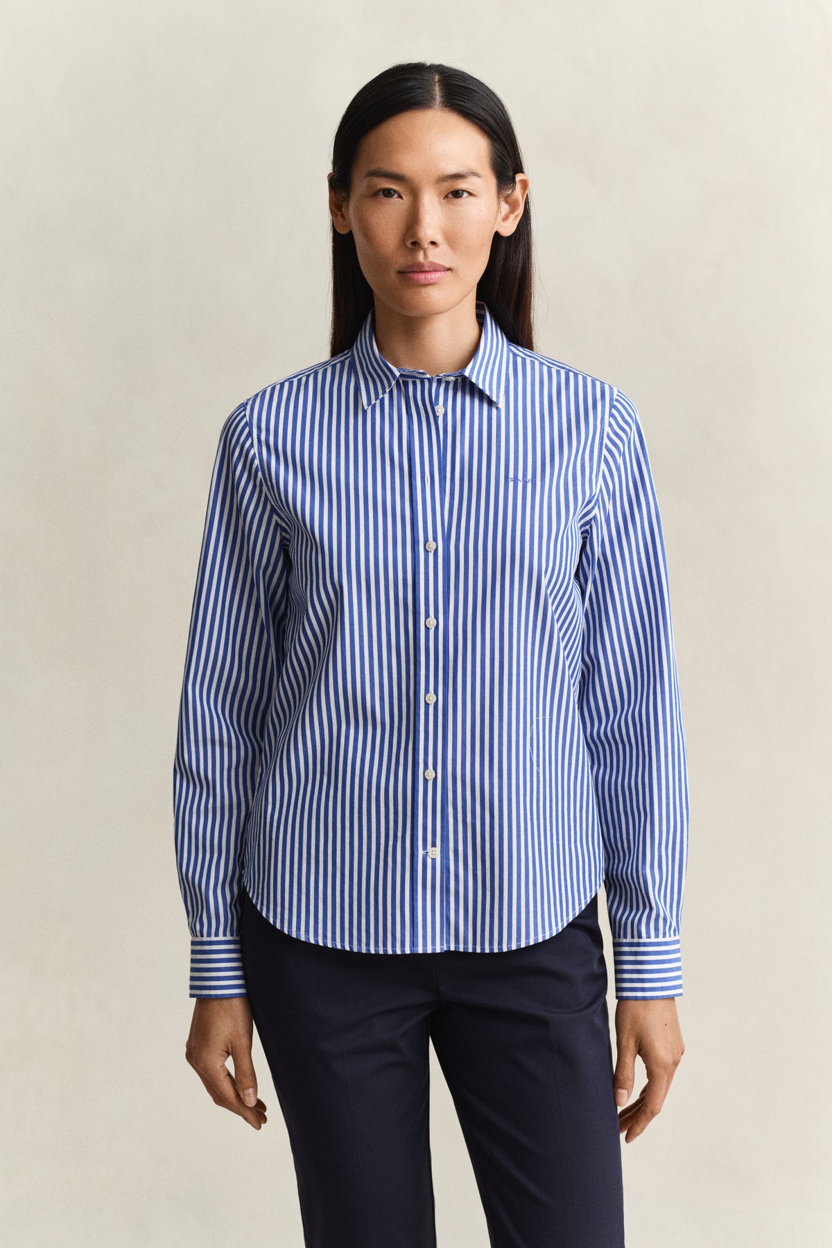 MODEL WEARING REG CLASSIC POPLIN STRIPED SHIRT