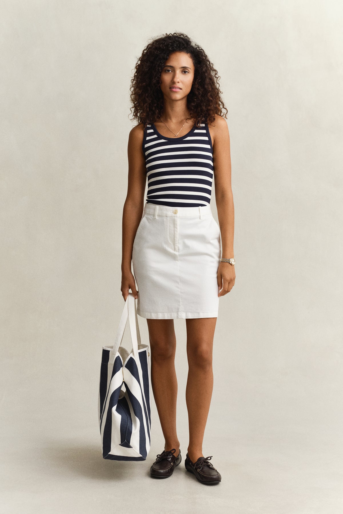 EGGSHELL, CHINO SKIRT BY GANT AU.