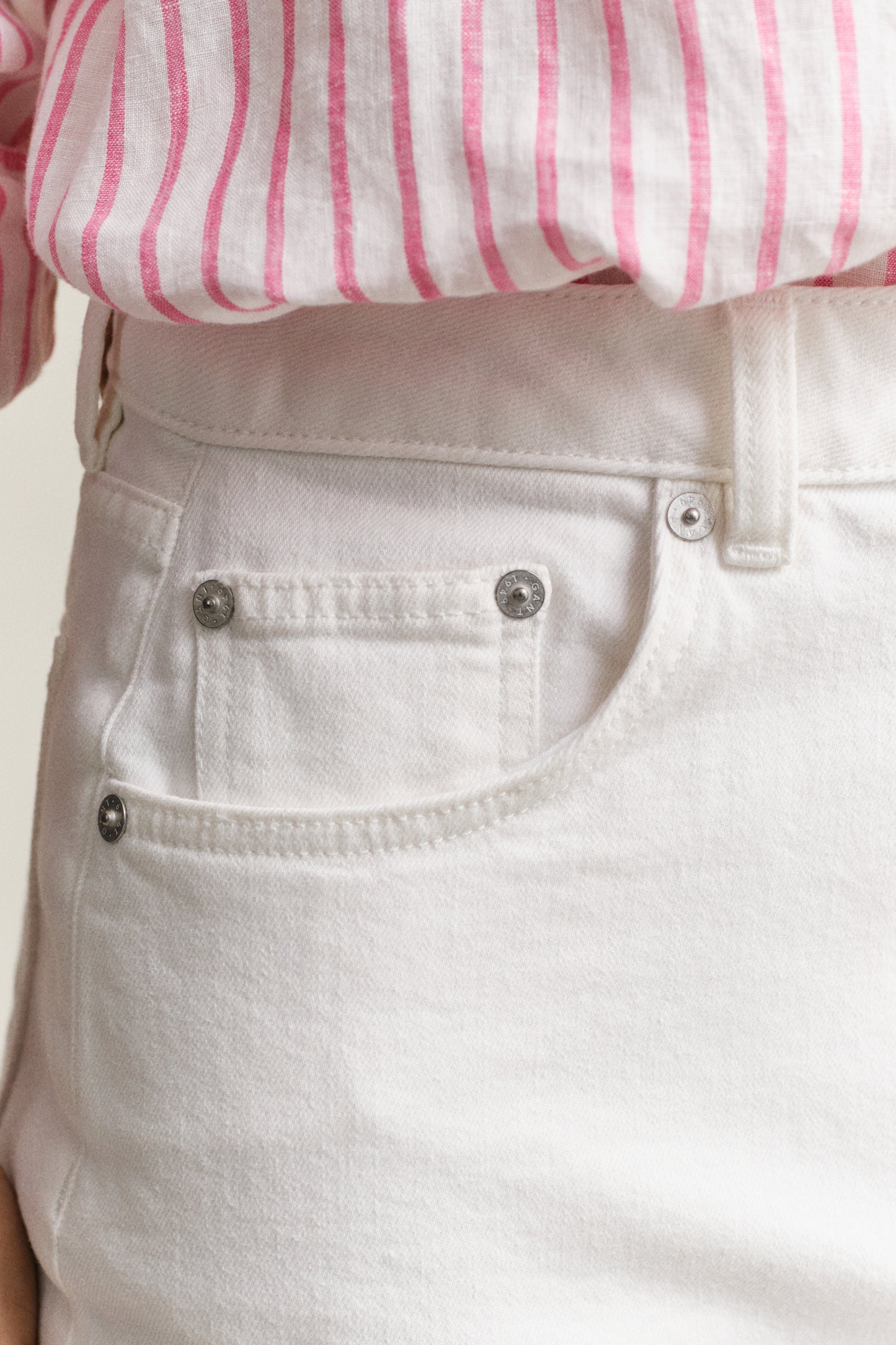 MODEL WEARING DENIM SHORT SKIRT