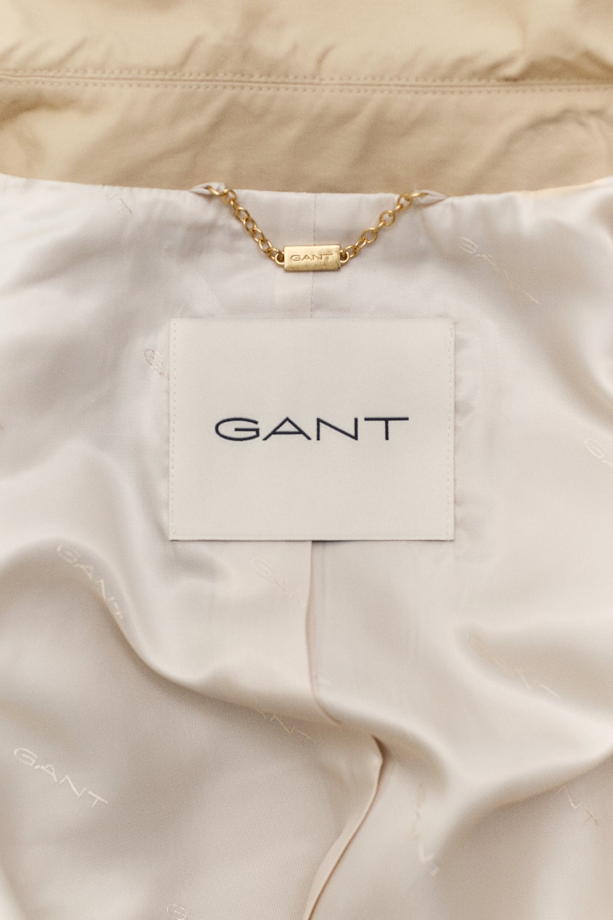 OAT BEIGE, Short Car Coat, CLOSE-UP BY GANT AU.