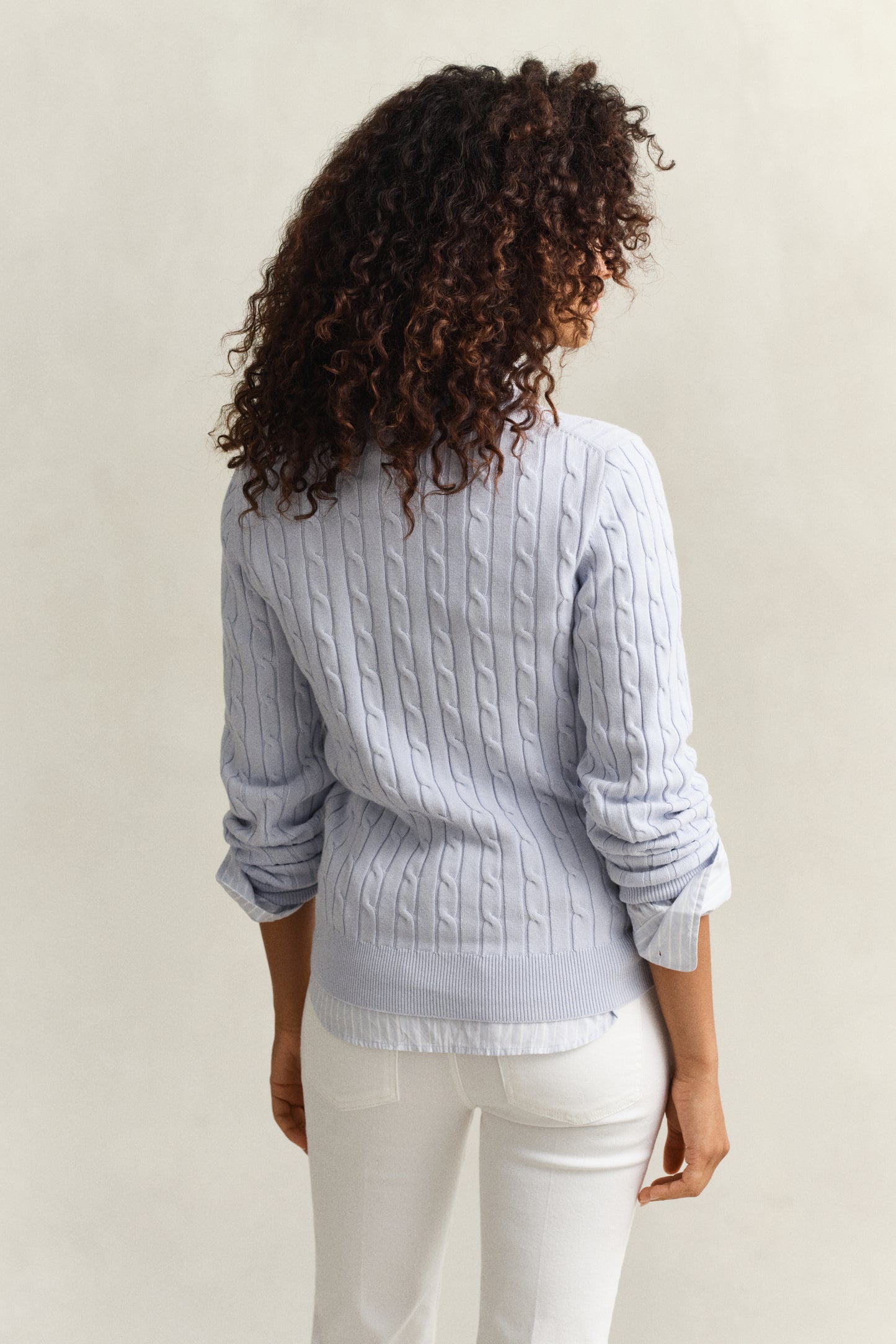 LIGHT BLUE, STRETCH COTTON CABLE C-NECK, BACK-VIEW BY GANT AU.